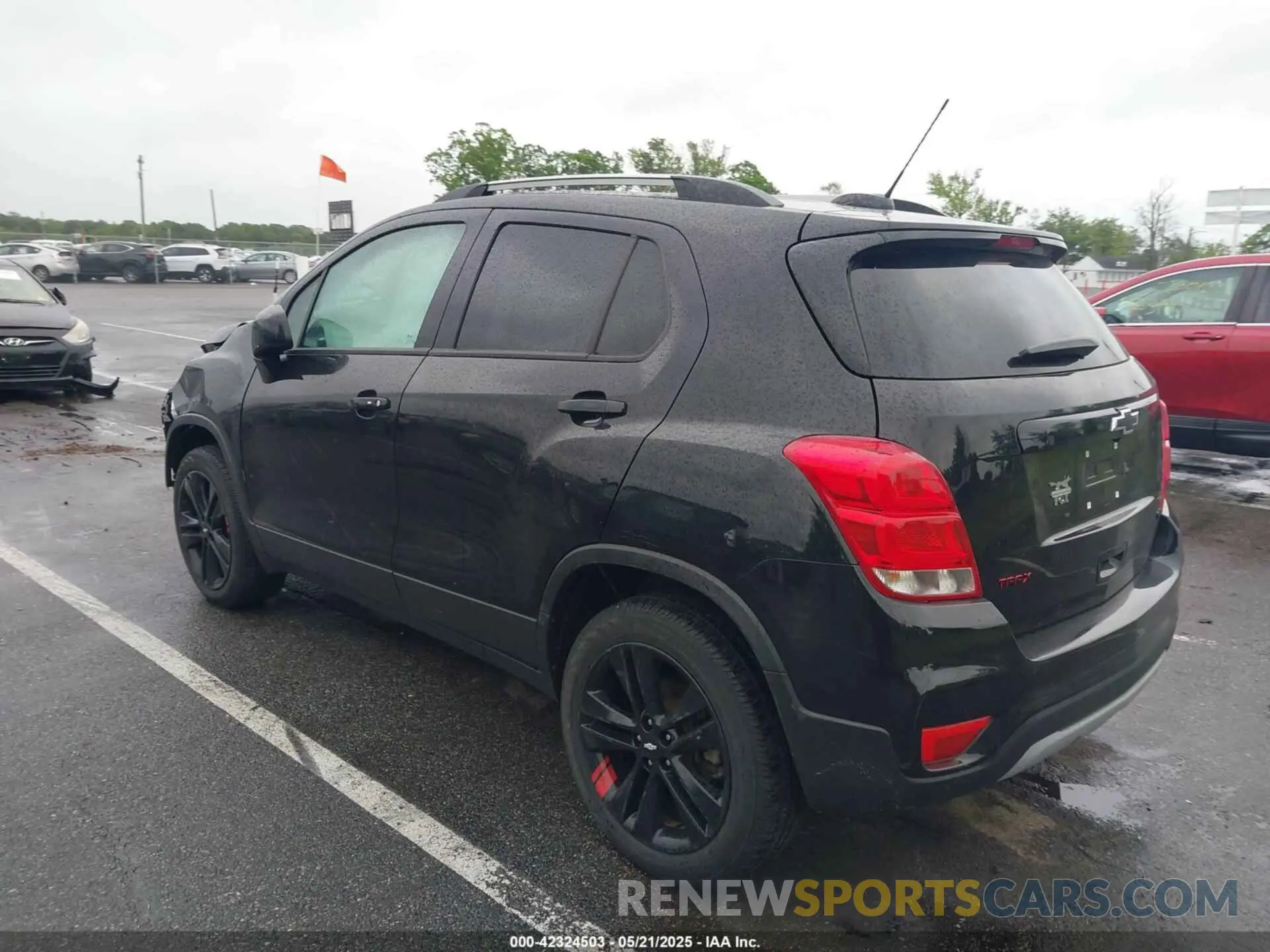 3 fotografías del automóvil dañado KL7CJPSB7MB334762 CHEVROLET TRAX 2021