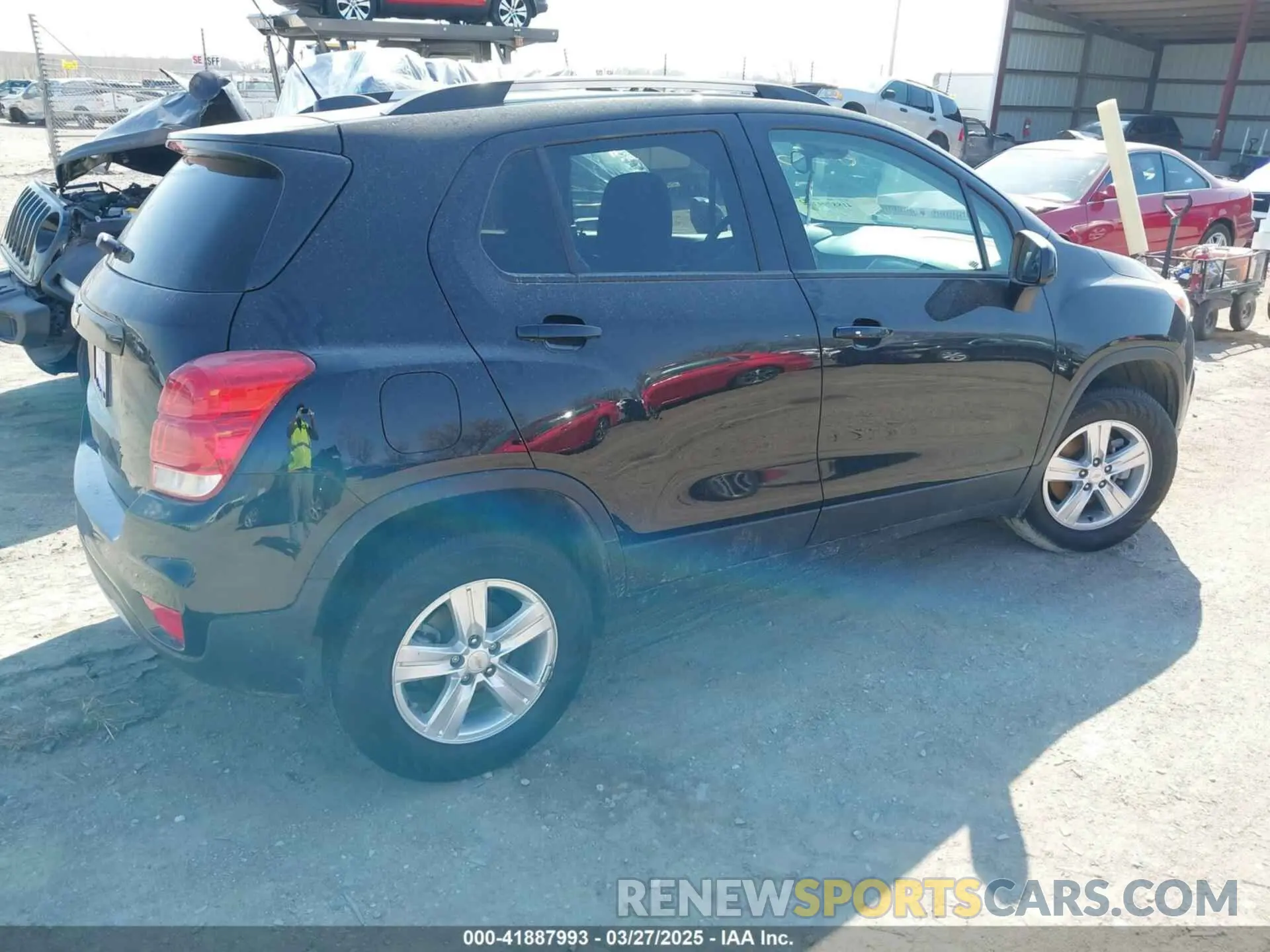 4 fotografías del automóvil dañado KL7CJPSB7MB352548 CHEVROLET TRAX 2021