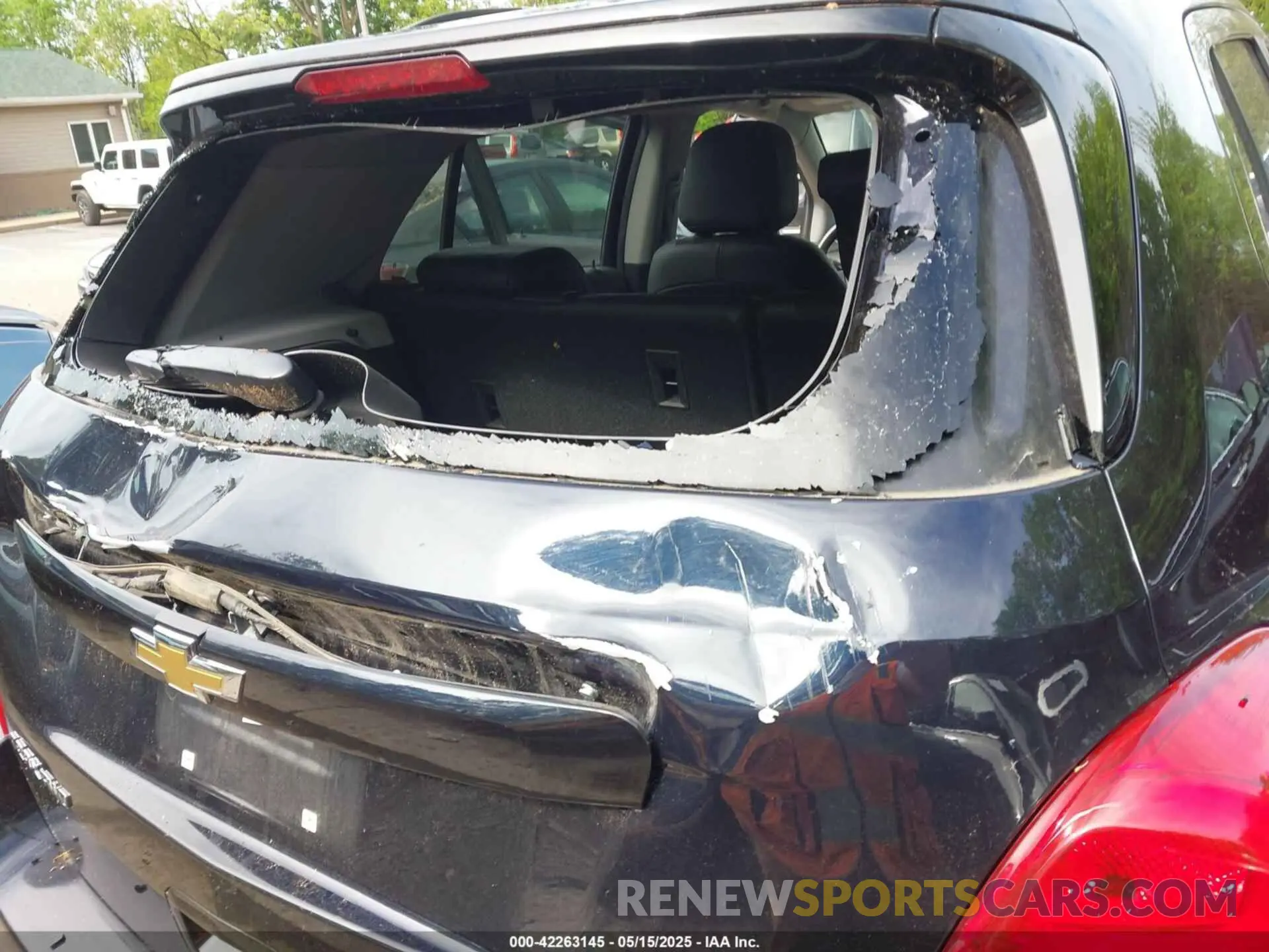 20 fotografías del automóvil dañado KL7CJPSB9MB328963 CHEVROLET TRAX 2021