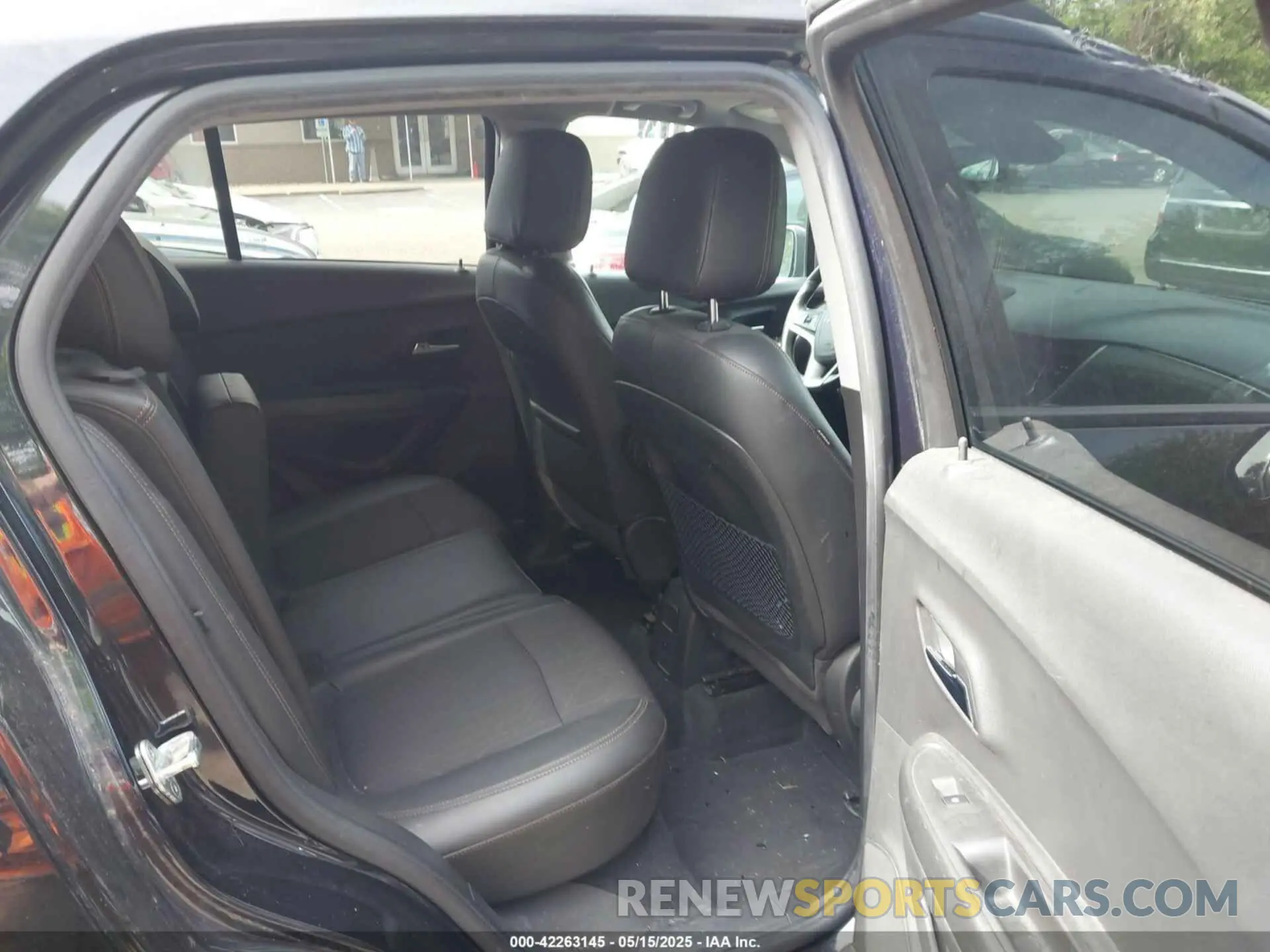 8 fotografías del automóvil dañado KL7CJPSB9MB328963 CHEVROLET TRAX 2021