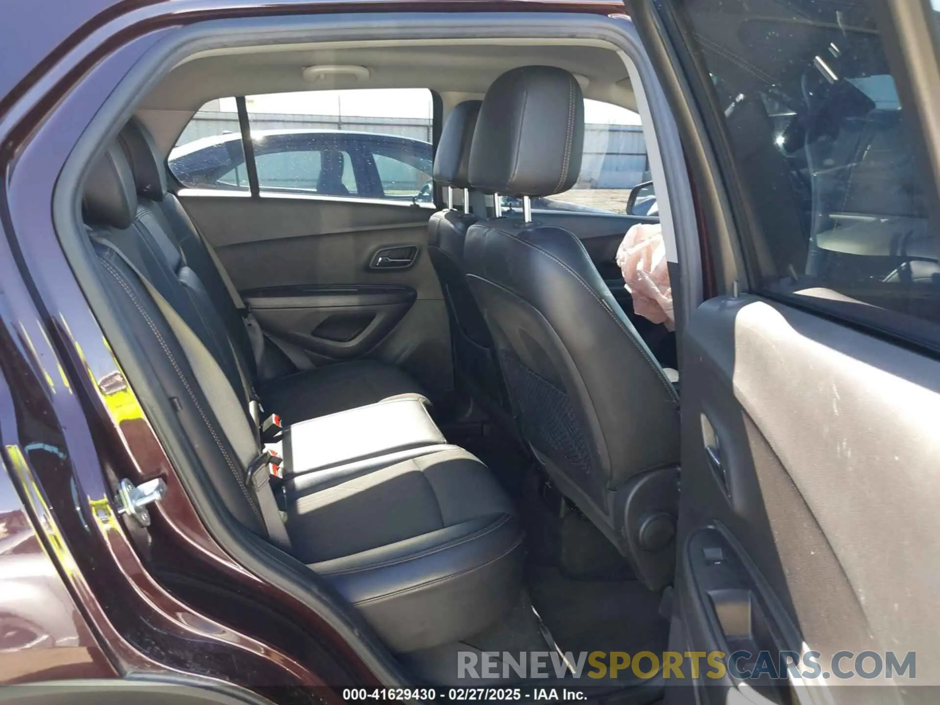 8 fotografías del automóvil dañado KL7CJPSM1MB360646 CHEVROLET TRAX 2021