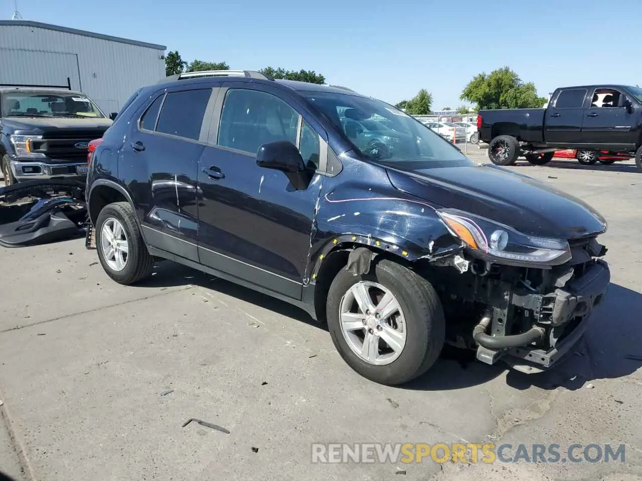 4 fotografías del automóvil dañado KL7CJPSM2MB370618 CHEVROLET TRAX 2021