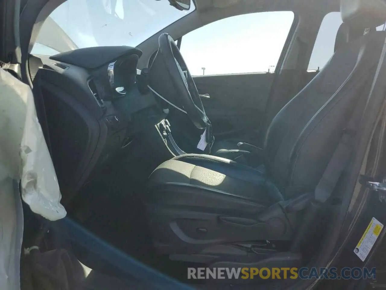 7 fotografías del automóvil dañado KL7CJPSM2MB370618 CHEVROLET TRAX 2021