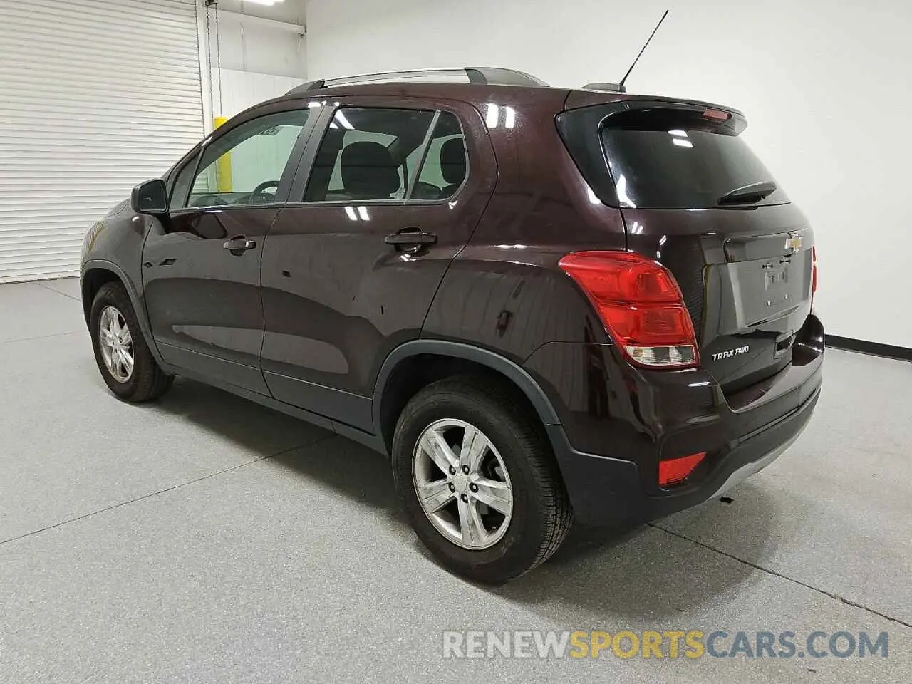 2 fotografías del automóvil dañado KL7CJPSM2MB373373 CHEVROLET TRAX 2021