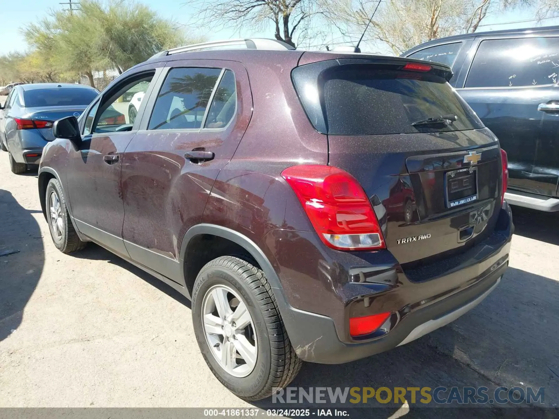 3 fotografías del automóvil dañado KL7CJPSM4MB364271 CHEVROLET TRAX 2021