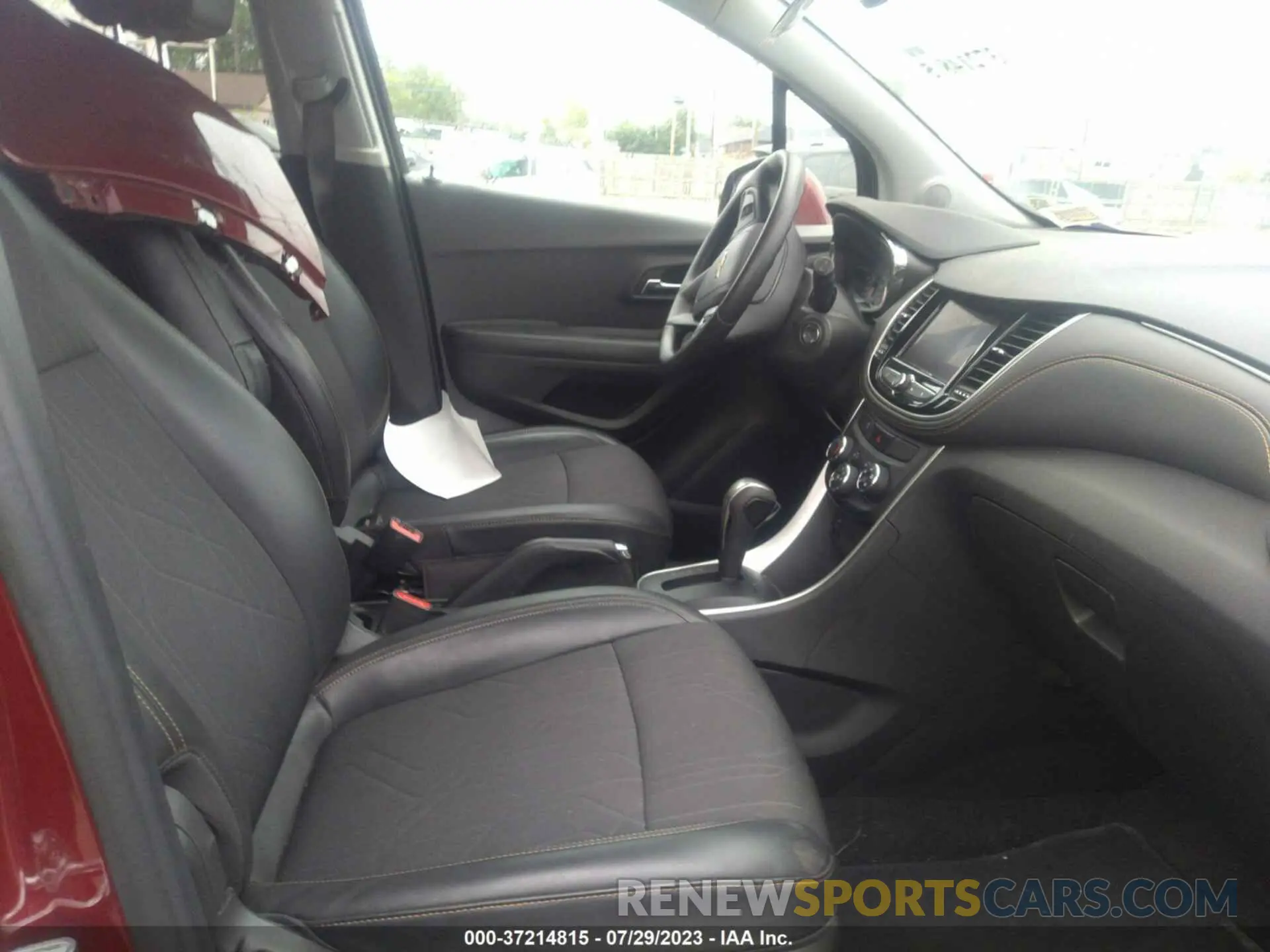 5 fotografías del automóvil dañado KL7CJPSM4MB367798 CHEVROLET TRAX 2021