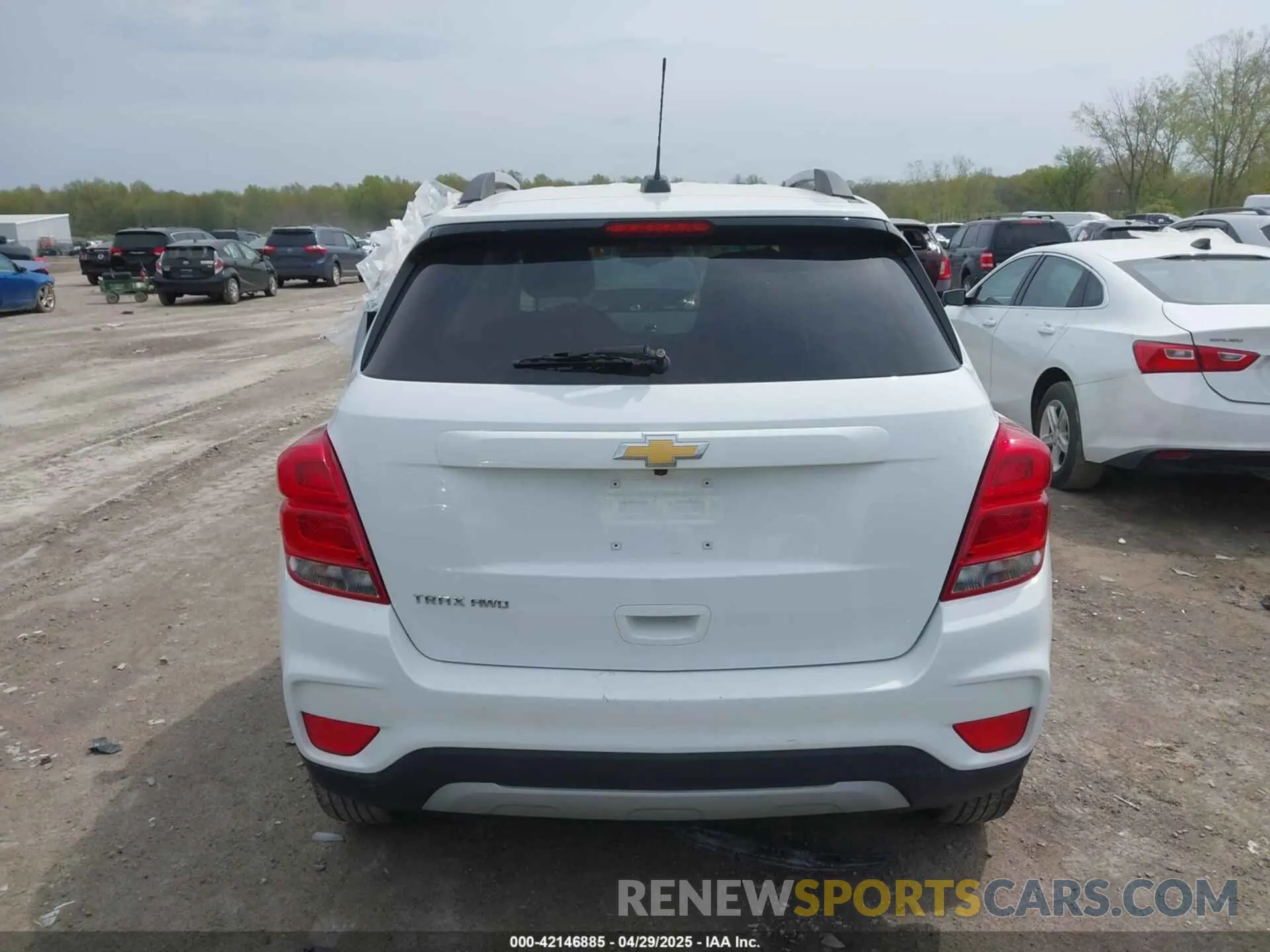 16 fotografías del automóvil dañado KL7CJPSM5MB369530 CHEVROLET TRAX 2021