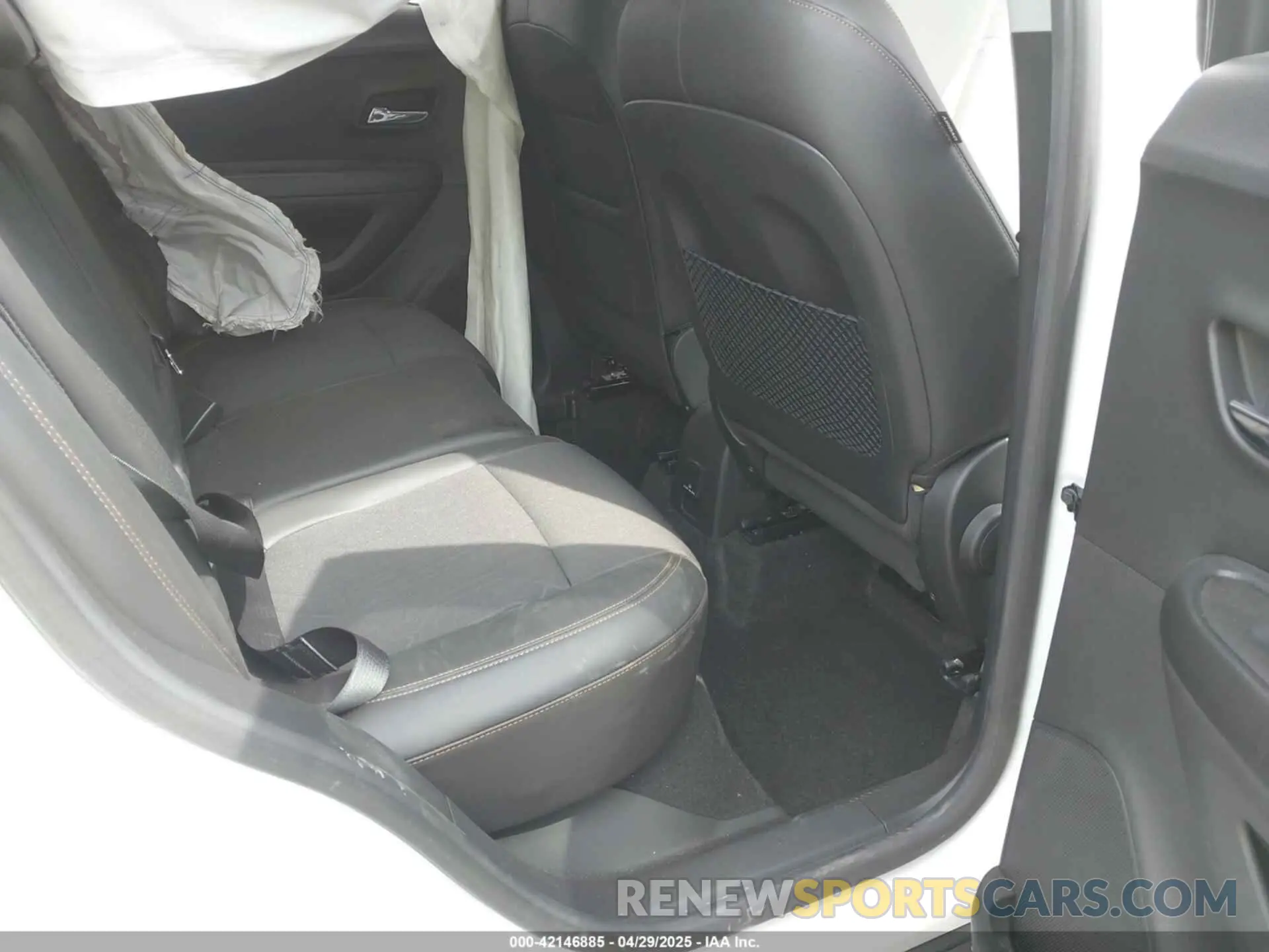 8 fotografías del automóvil dañado KL7CJPSM5MB369530 CHEVROLET TRAX 2021