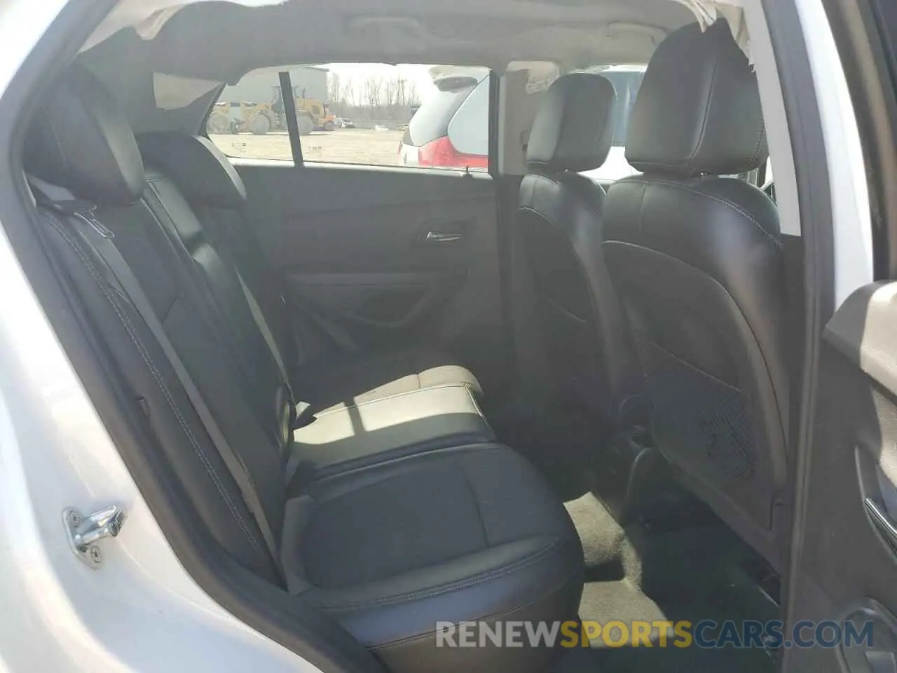 11 fotografías del automóvil dañado KL7CJPSM5MB372394 CHEVROLET TRAX 2021