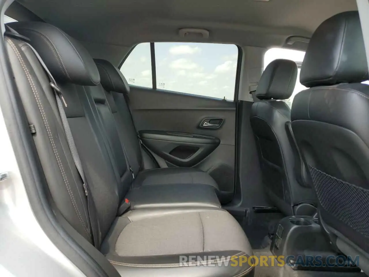 11 fotografías del automóvil dañado KL7CJPSM7MB361834 CHEVROLET TRAX 2021