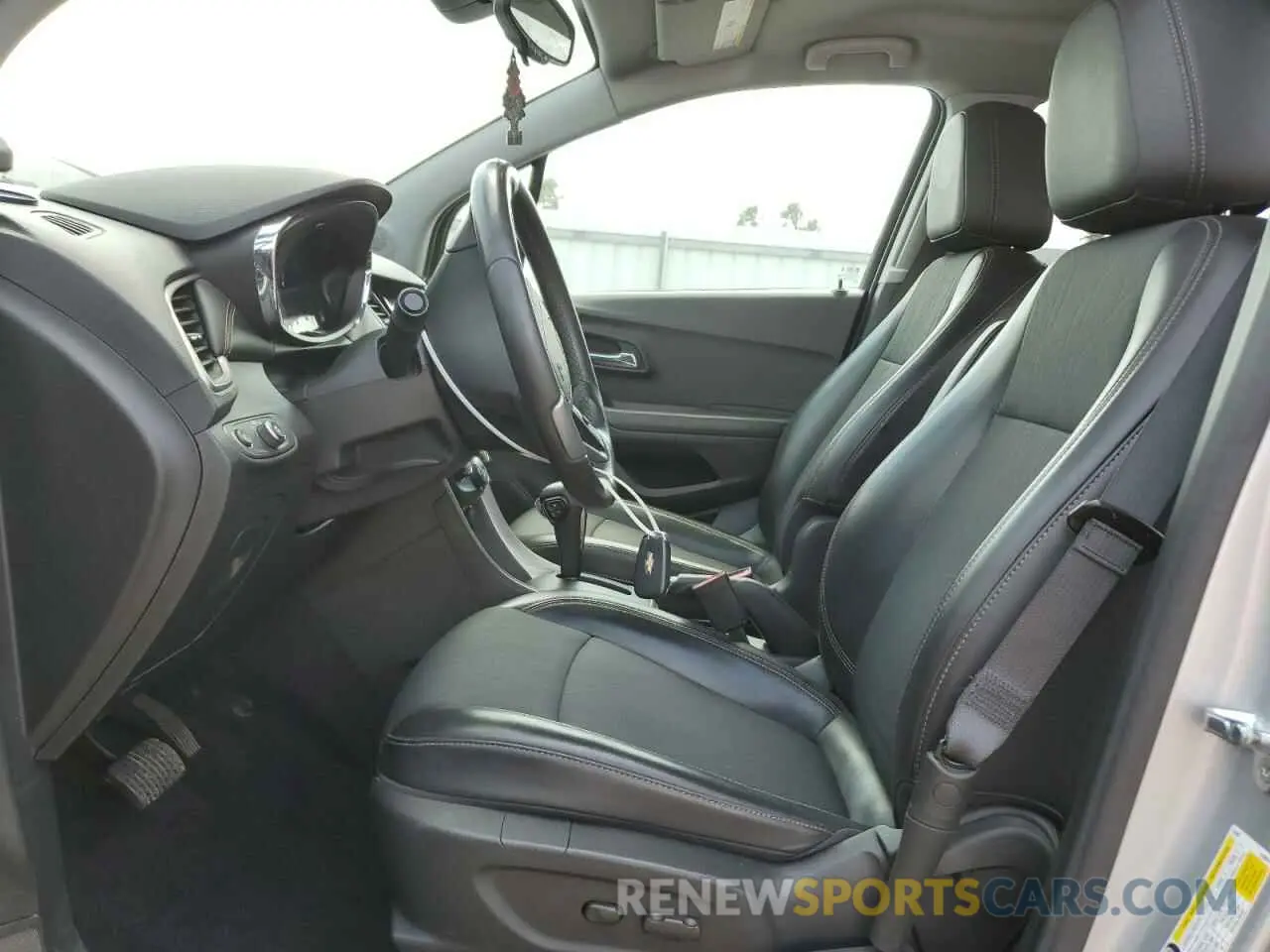 7 fotografías del automóvil dañado KL7CJPSM7MB361834 CHEVROLET TRAX 2021