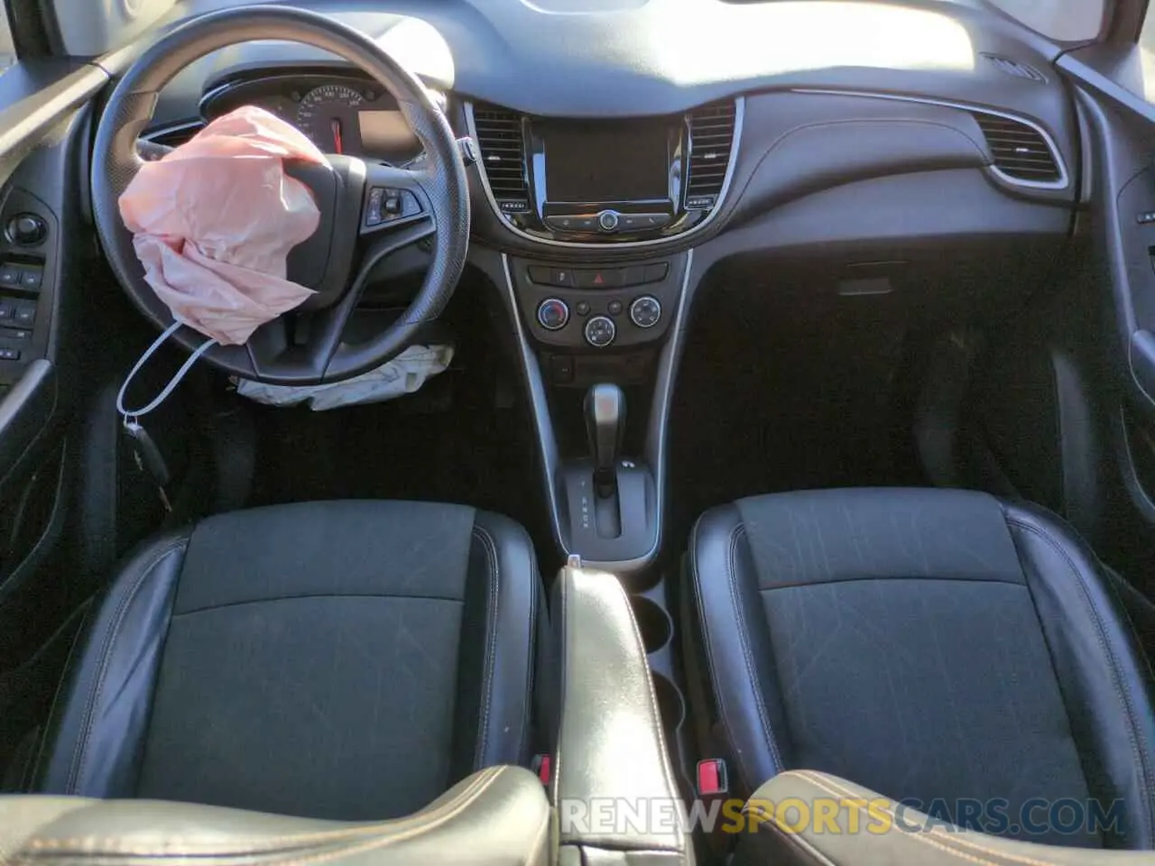 8 fotografías del automóvil dañado KL7CJPSM7MB371313 CHEVROLET TRAX 2021