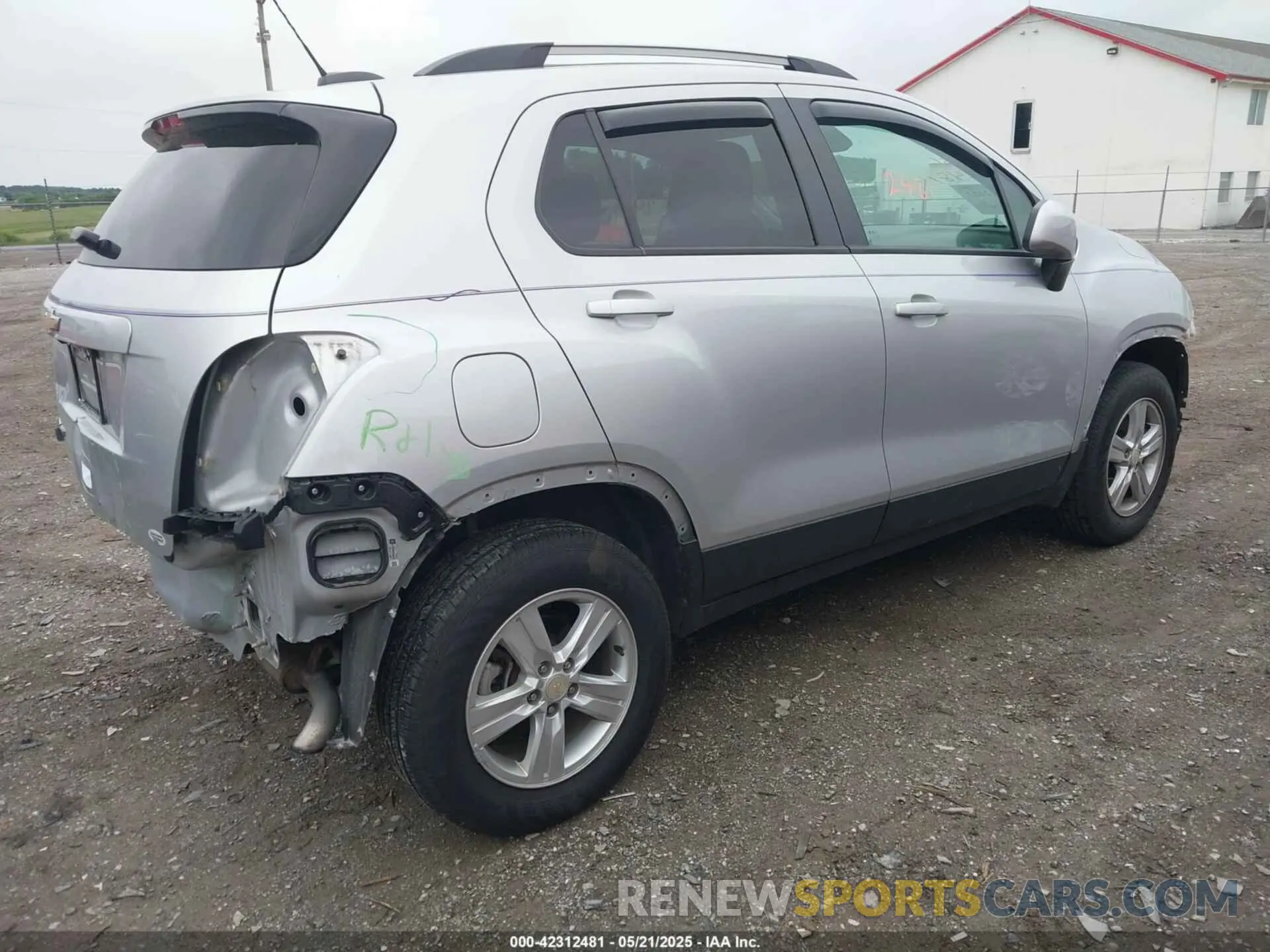 4 fotografías del automóvil dañado KL7CJPSM9MB362368 CHEVROLET TRAX 2021