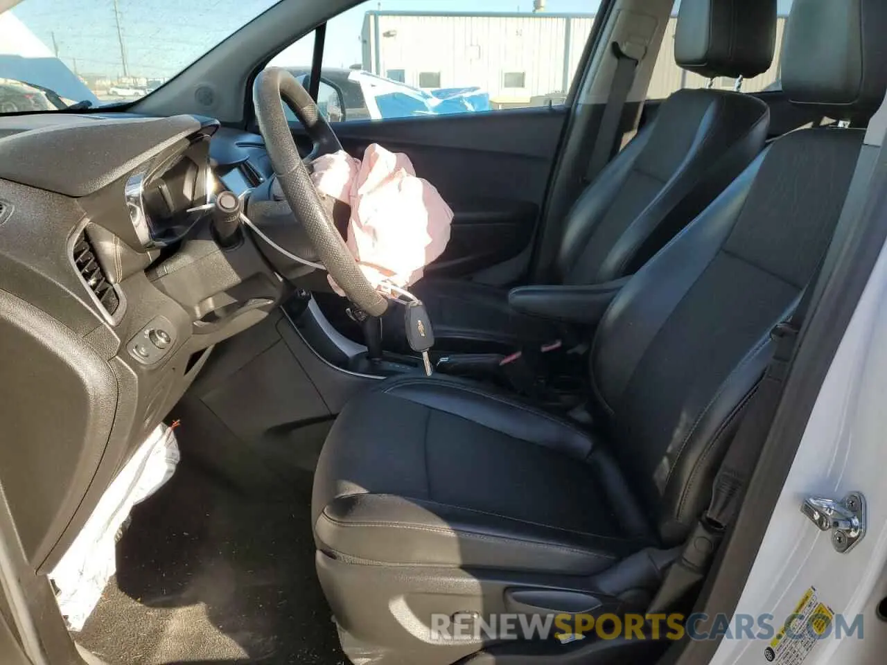 7 fotografías del automóvil dañado KL7CJPSMXMB374786 CHEVROLET TRAX 2021