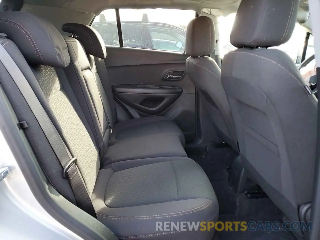 11 fotografías del automóvil dañado KL7CJKSM2NB527908 CHEVROLET TRAX 2022