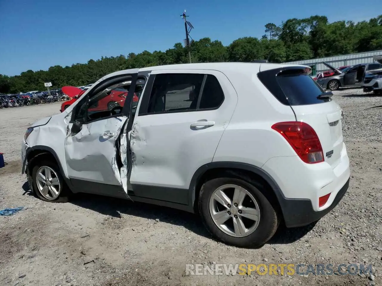 2 fotografías del automóvil dañado KL7CJKSM3NB512737 CHEVROLET TRAX 2022