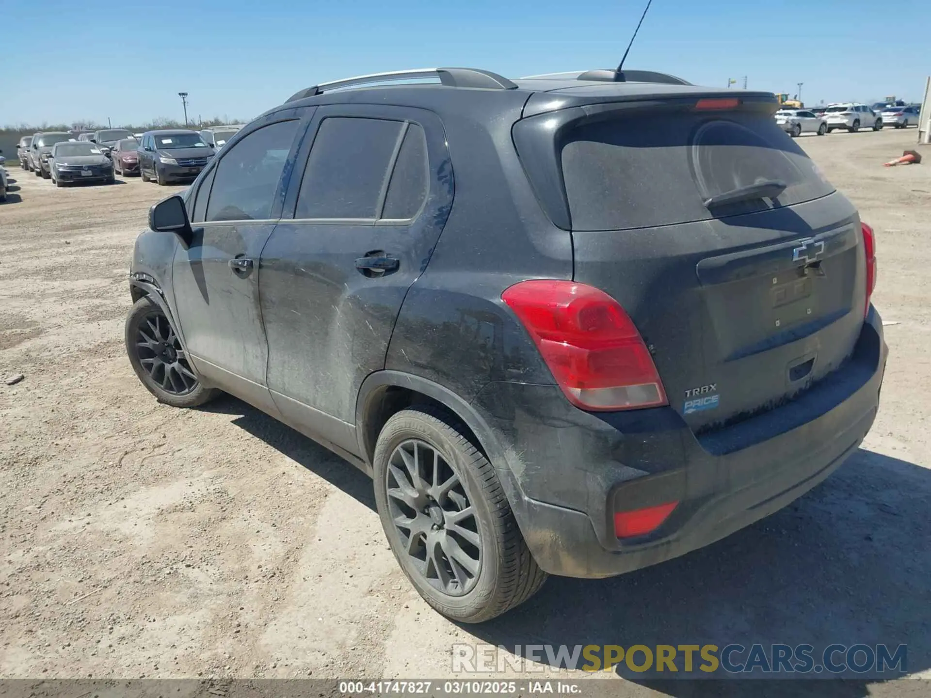 3 fotografías del automóvil dañado KL7CJLSM9NB516913 CHEVROLET TRAX 2022