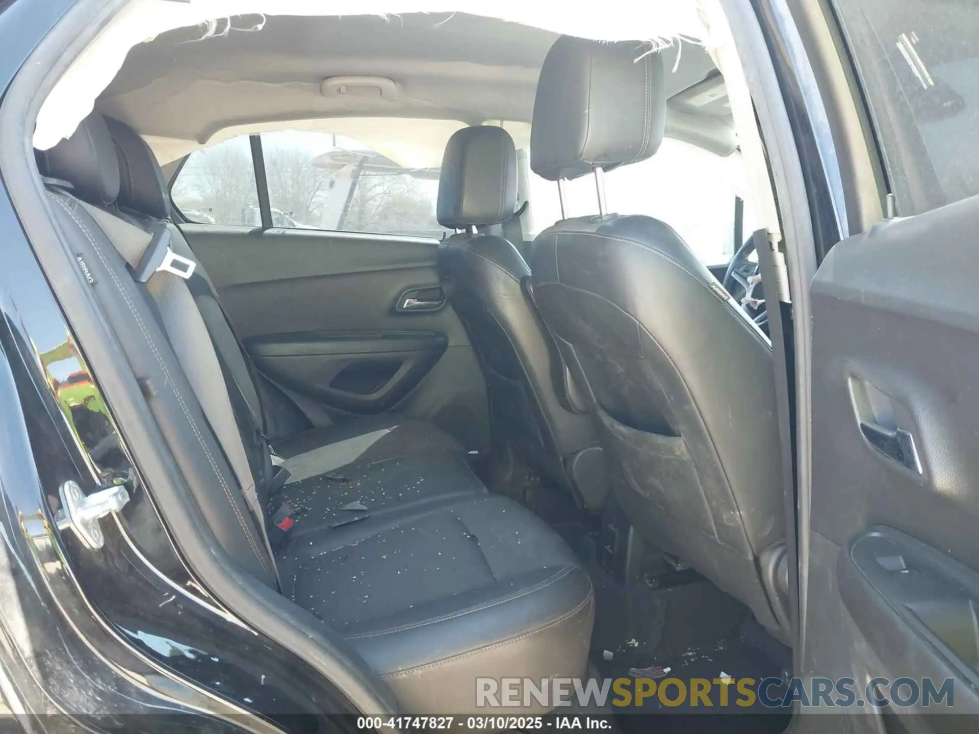8 fotografías del automóvil dañado KL7CJLSM9NB516913 CHEVROLET TRAX 2022
