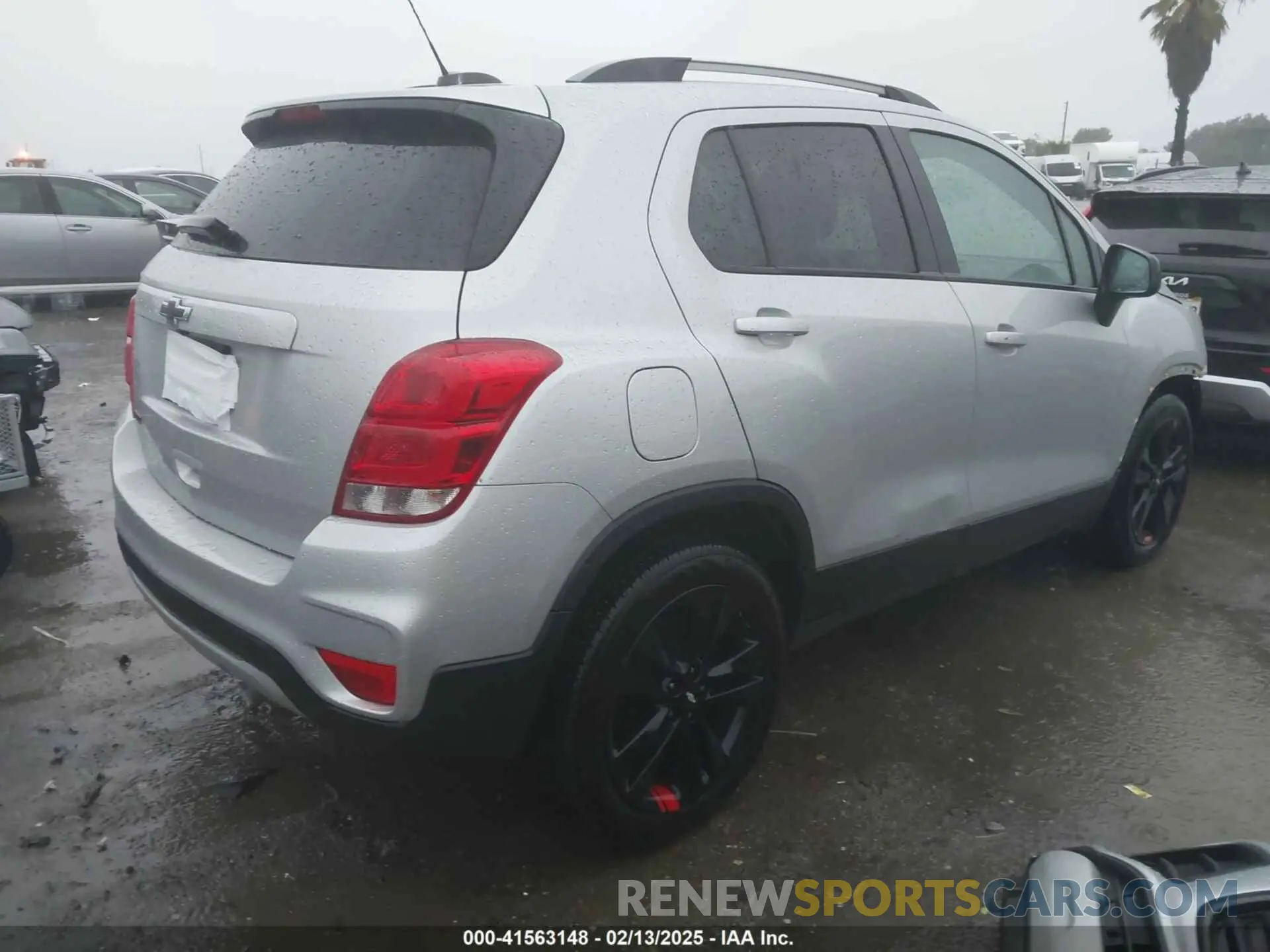 4 fotografías del automóvil dañado KL7CJLSMXNB552223 CHEVROLET TRAX 2022