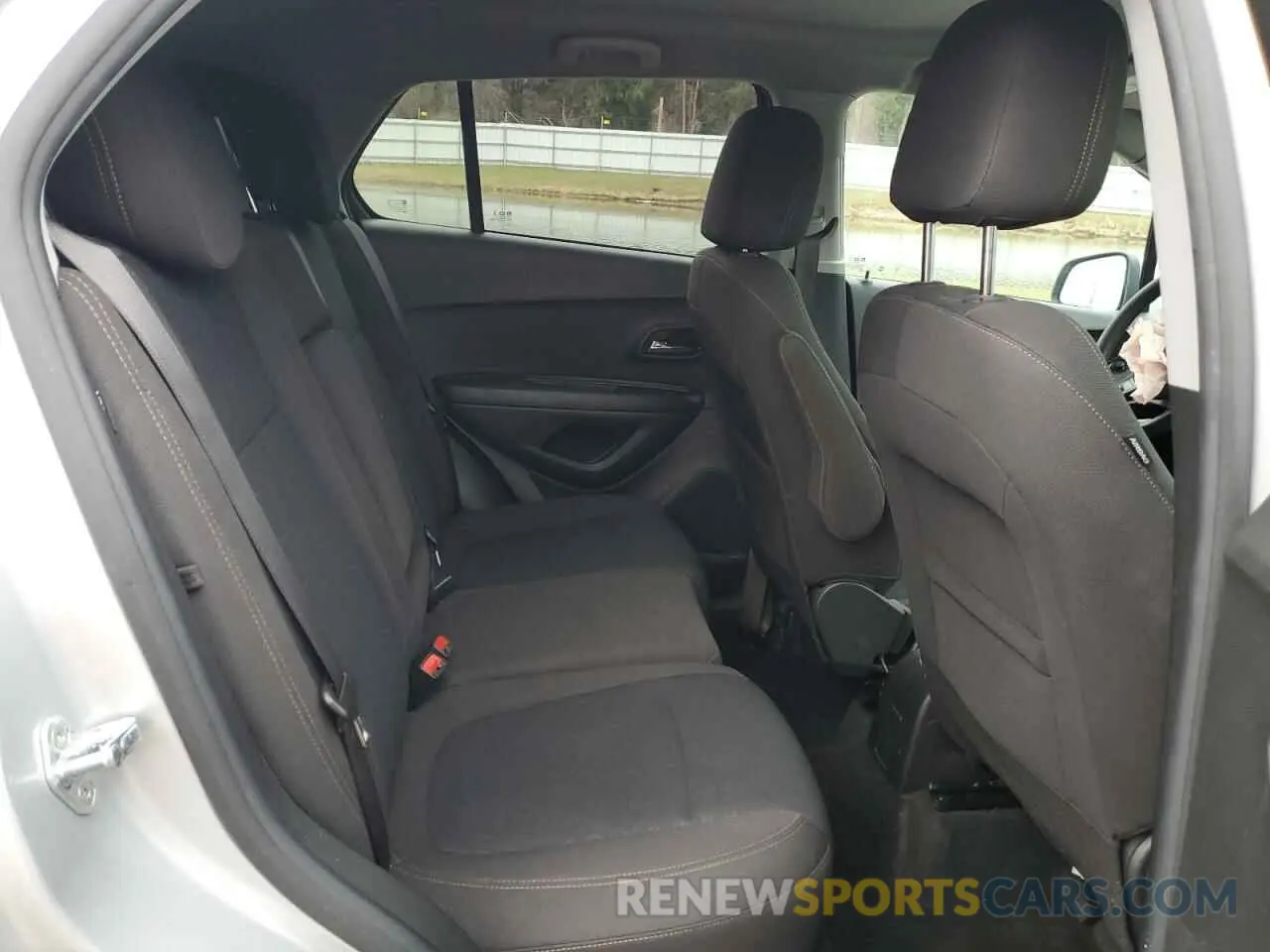 11 fotografías del automóvil dañado KL7CJNSM3NB520631 CHEVROLET TRAX 2022