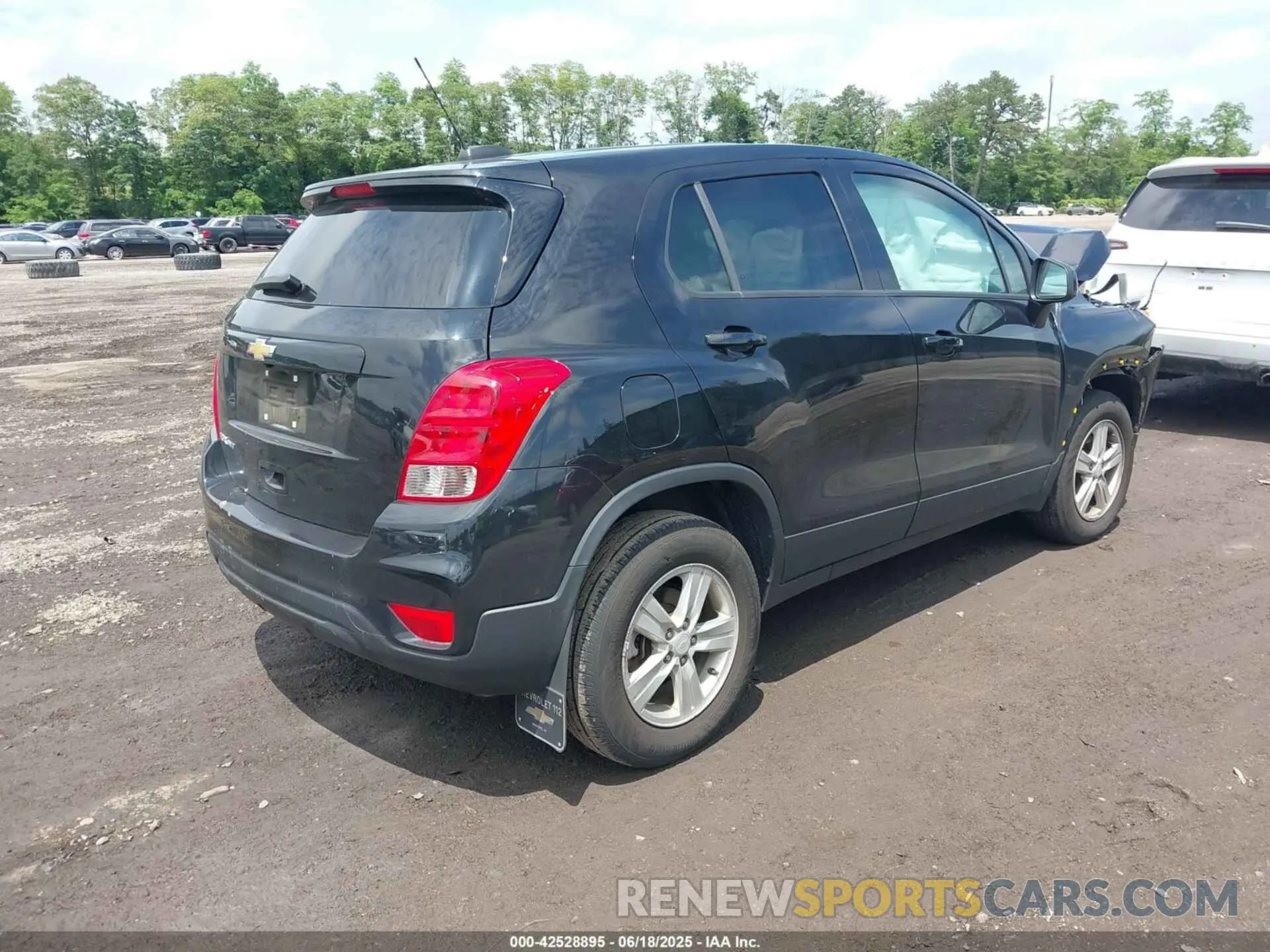 4 fotografías del automóvil dañado KL7CJNSM7NB550862 CHEVROLET TRAX 2022