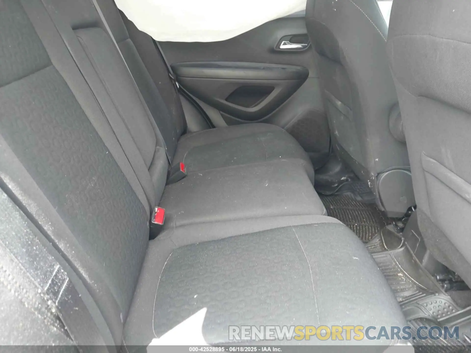8 fotografías del automóvil dañado KL7CJNSM7NB550862 CHEVROLET TRAX 2022