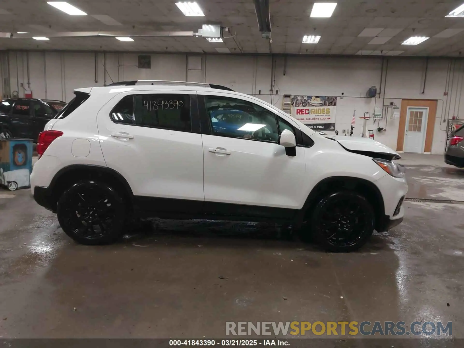 13 fotografías del automóvil dañado KL7CJPSM0NB537074 CHEVROLET TRAX 2022