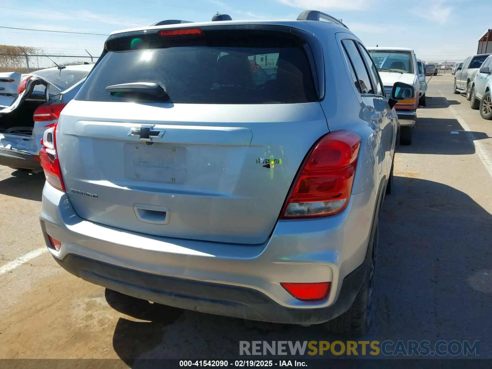 16 fotografías del automóvil dañado KL7CJPSM0NB561407 CHEVROLET TRAX 2022