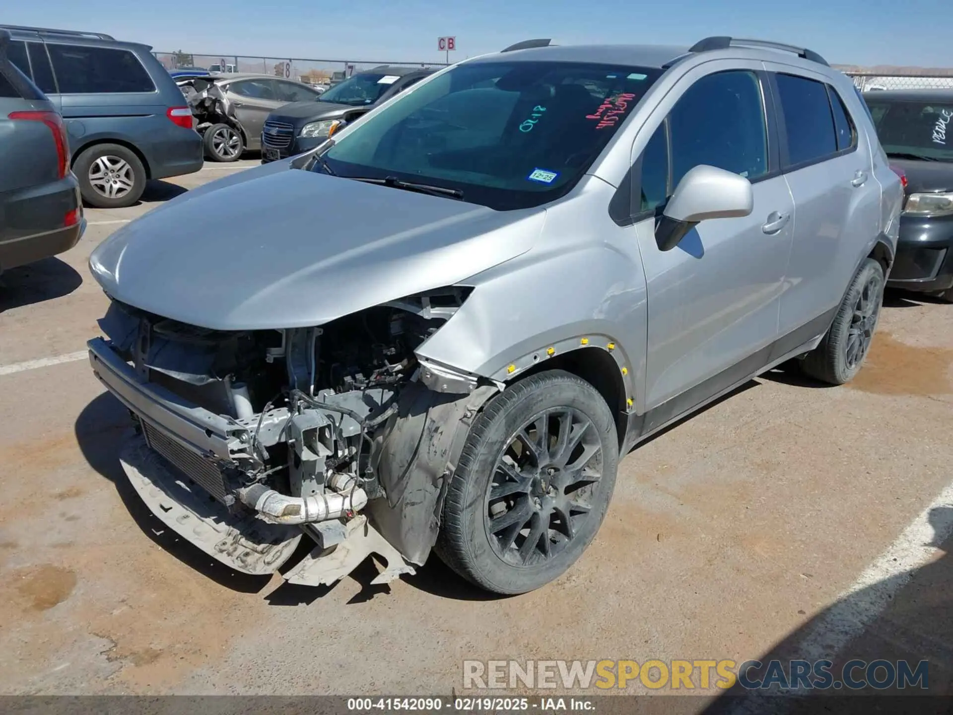 2 fotografías del automóvil dañado KL7CJPSM0NB561407 CHEVROLET TRAX 2022