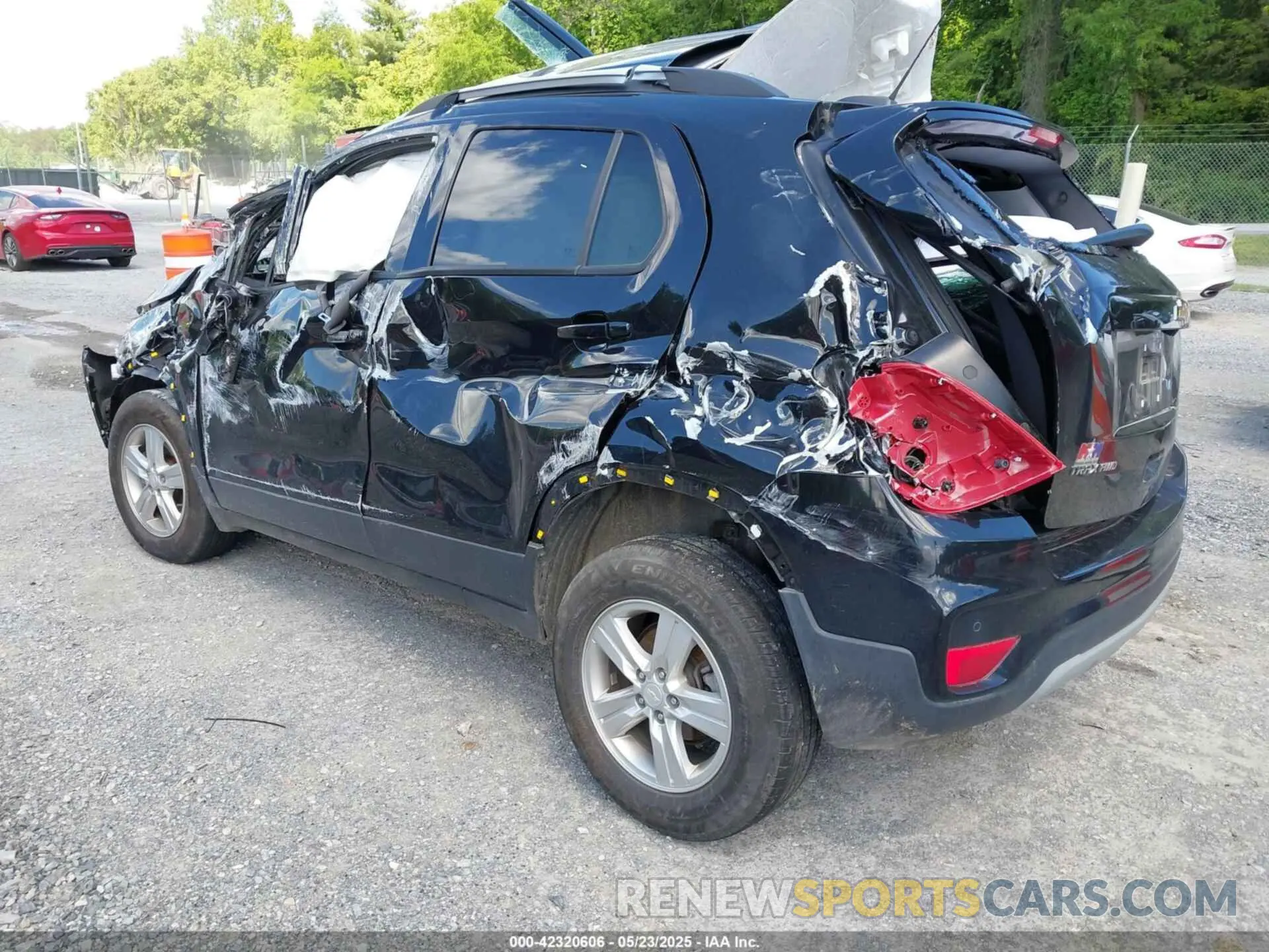 3 fotografías del automóvil dañado KL7CJPSM1NB520493 CHEVROLET TRAX 2022