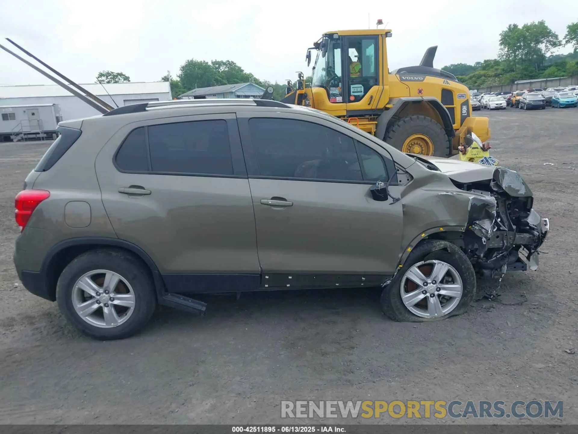 13 fotografías del automóvil dañado KL7CJPSM1NB524916 CHEVROLET TRAX 2022