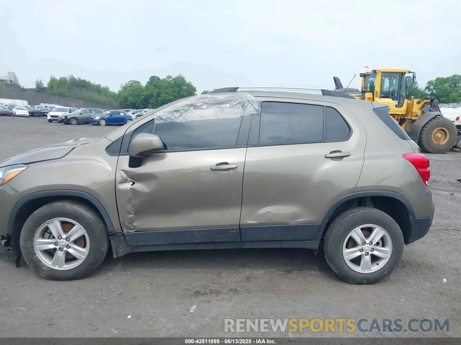 14 fotografías del automóvil dañado KL7CJPSM1NB524916 CHEVROLET TRAX 2022