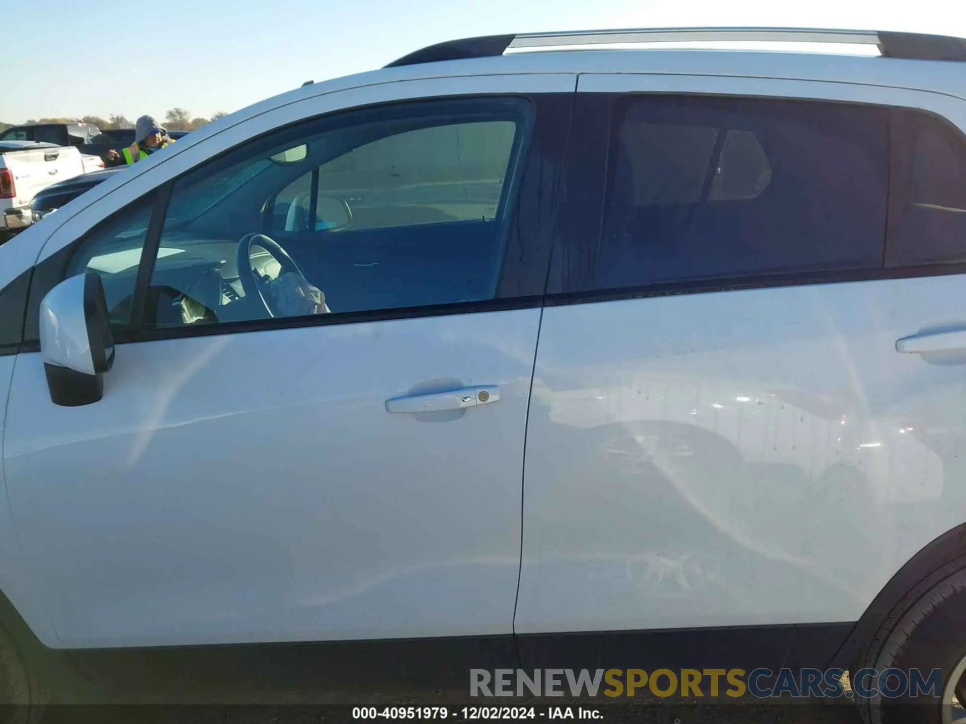 14 fotografías del automóvil dañado KL7CJPSM3NB535383 CHEVROLET TRAX 2022