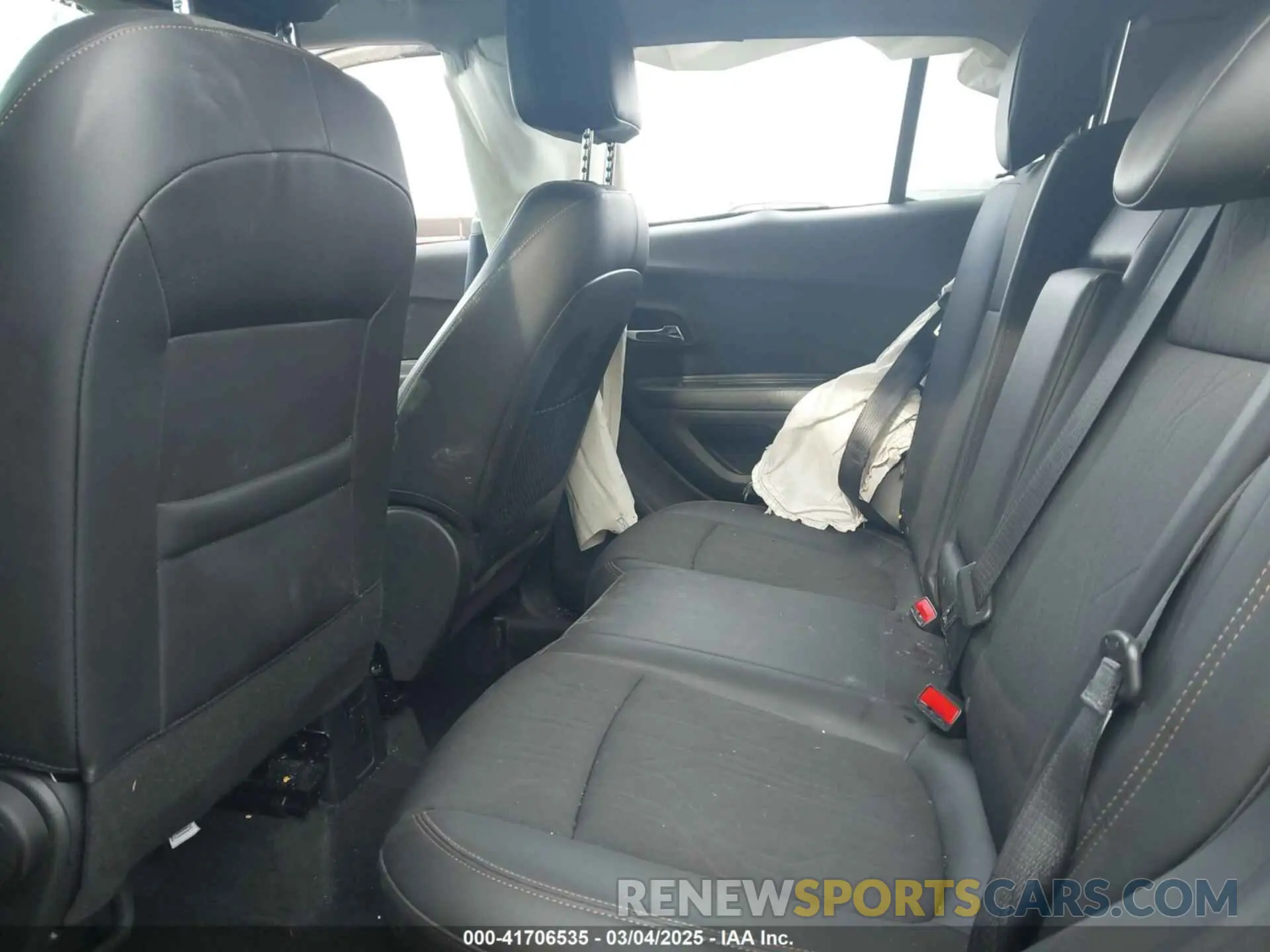 8 fotografías del automóvil dañado KL7CJPSM4NB534680 CHEVROLET TRAX 2022