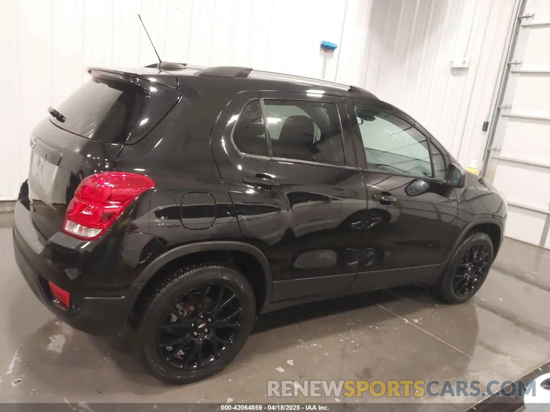 14 fotografías del automóvil dañado KL7CJPSM5NB540262 CHEVROLET TRAX 2022