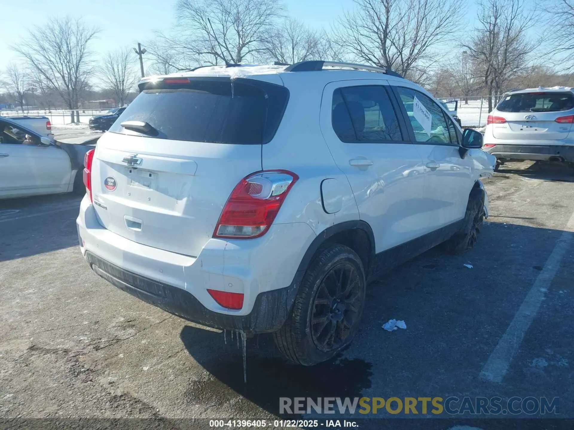 4 fotografías del automóvil dañado KL7CJPSM5NB552217 CHEVROLET TRAX 2022