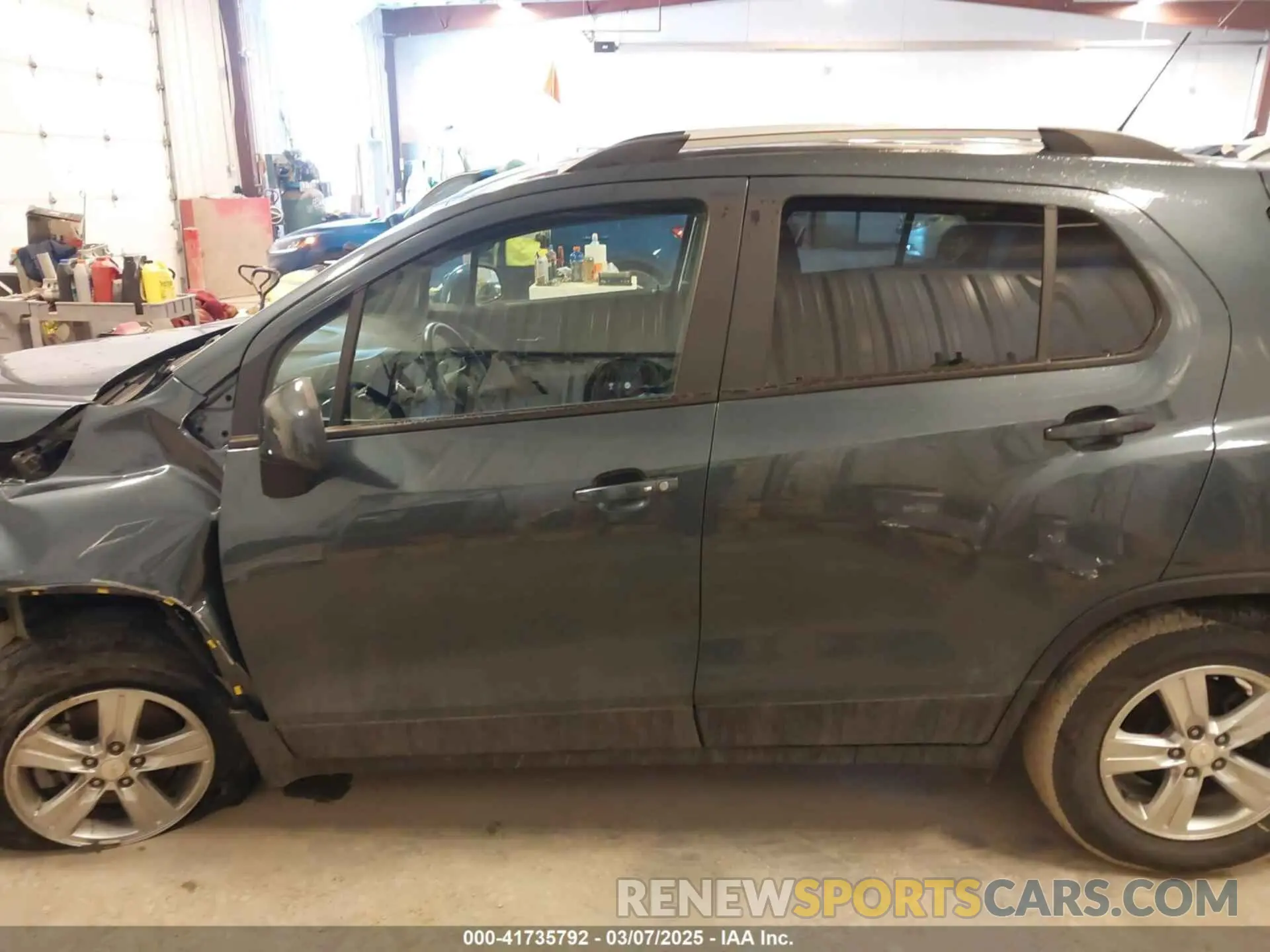 14 fotografías del automóvil dañado KL7CJPSM5NB561161 CHEVROLET TRAX 2022