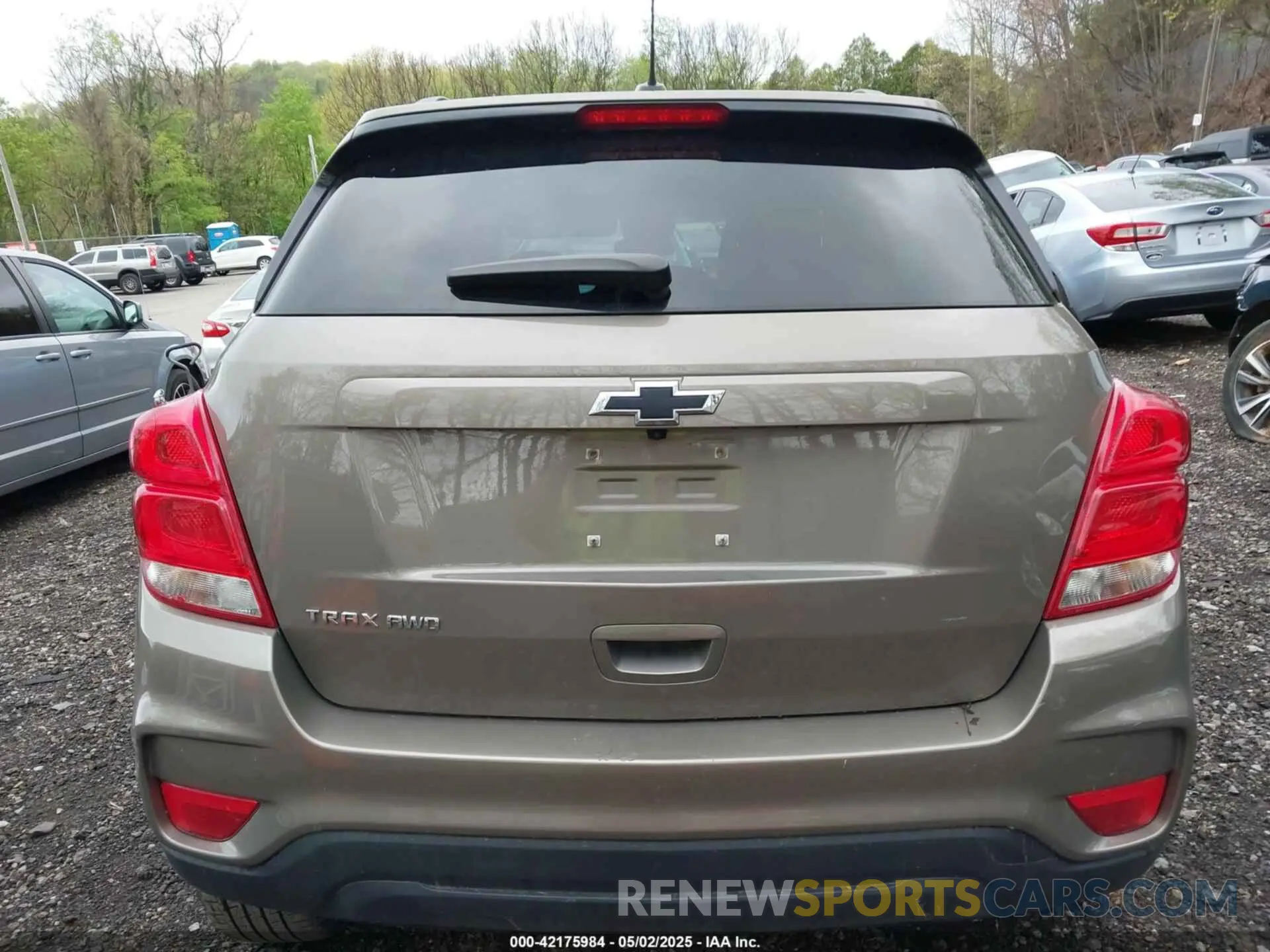 17 fotografías del automóvil dañado KL7CJPSM7NB541431 CHEVROLET TRAX 2022