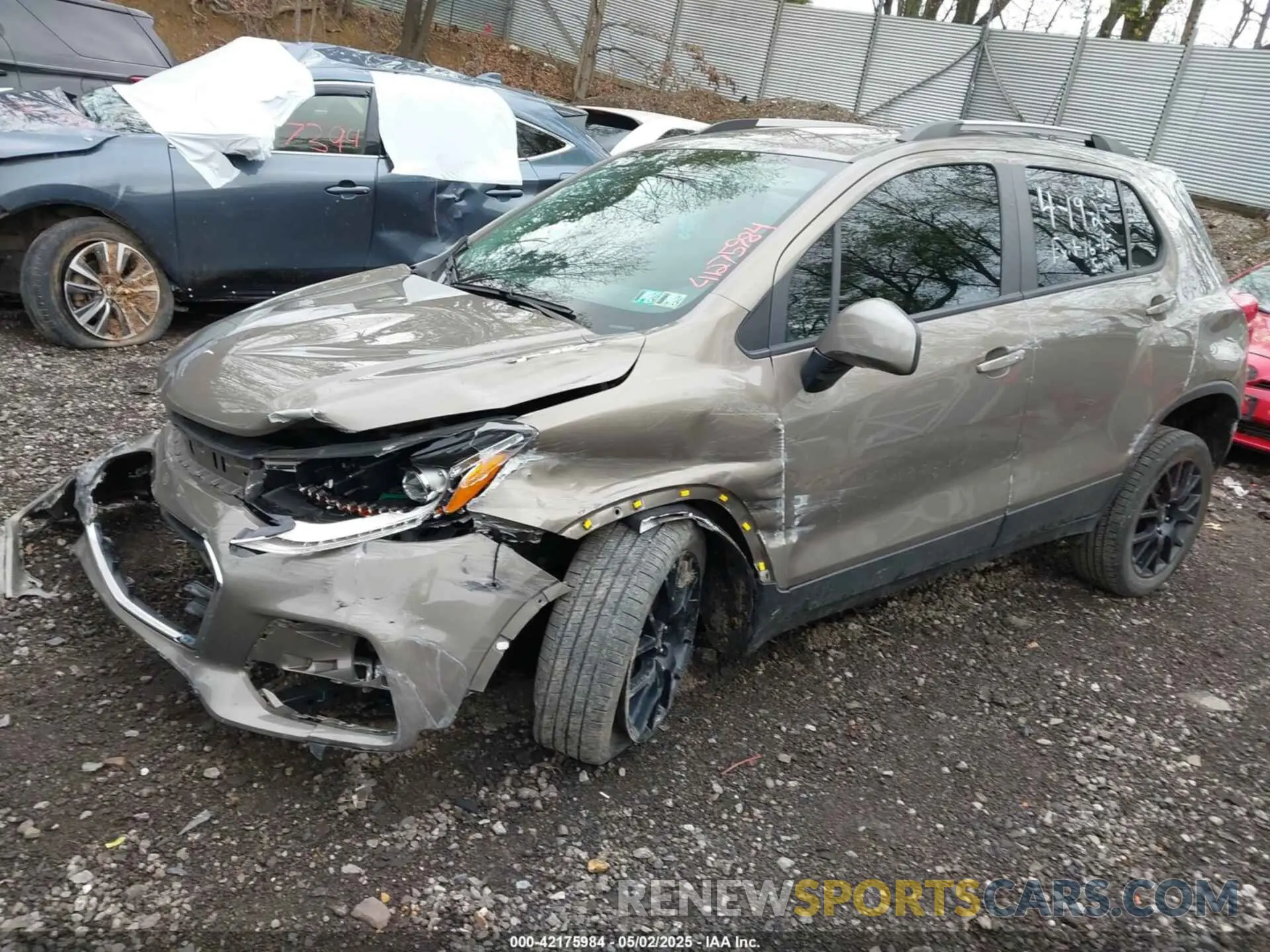 2 fotografías del automóvil dañado KL7CJPSM7NB541431 CHEVROLET TRAX 2022