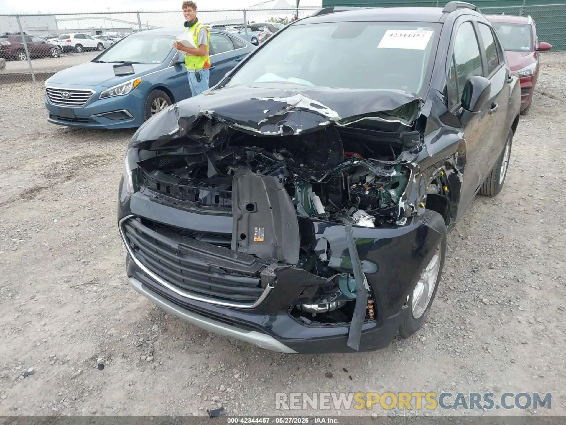 5 fotografías del automóvil dañado KL7CJPSM9NB516854 CHEVROLET TRAX 2022