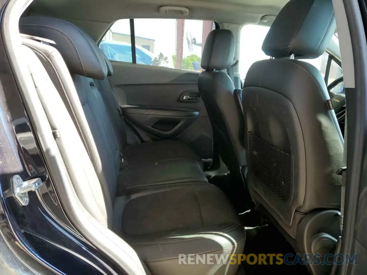 11 fotografías del automóvil dañado KL7CJPSM9NB534903 CHEVROLET TRAX 2022