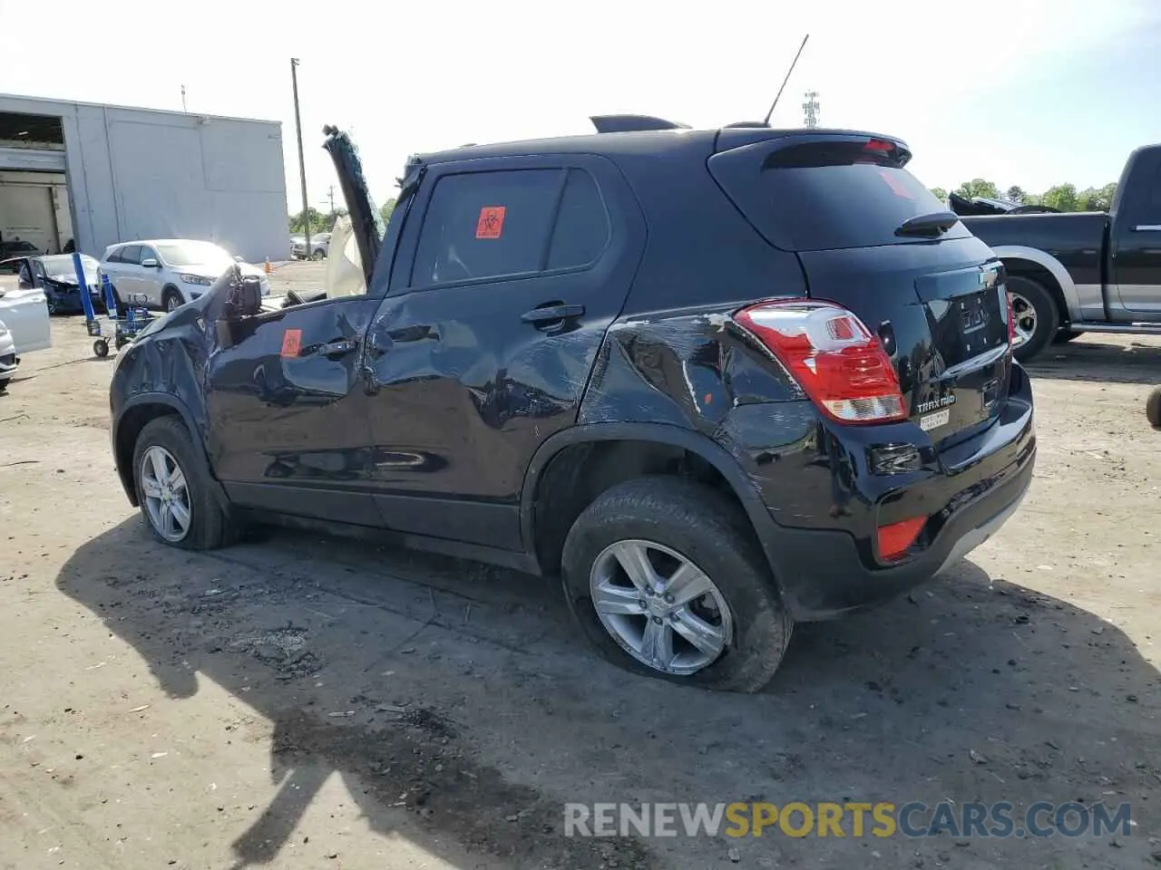 2 fotografías del automóvil dañado KL7CJPSM9NB541107 CHEVROLET TRAX 2022