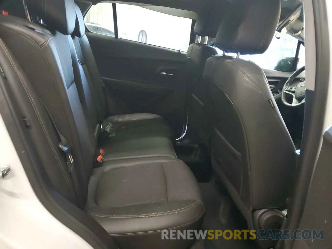 12 fotografías del automóvil dañado KL7CJPSMXNB528110 CHEVROLET TRAX 2022