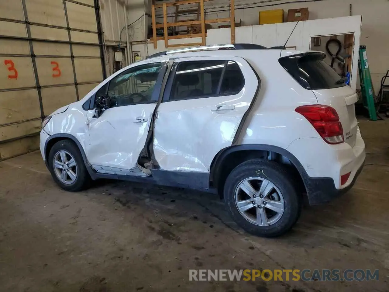 2 fotografías del automóvil dañado KL7CJPSMXNB528110 CHEVROLET TRAX 2022