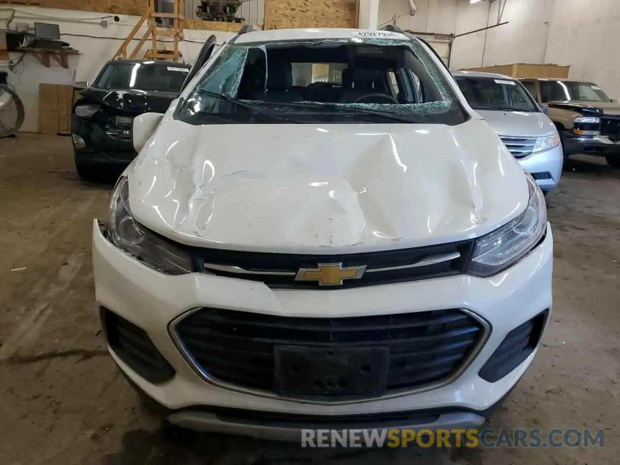 5 fotografías del automóvil dañado KL7CJPSMXNB528110 CHEVROLET TRAX 2022