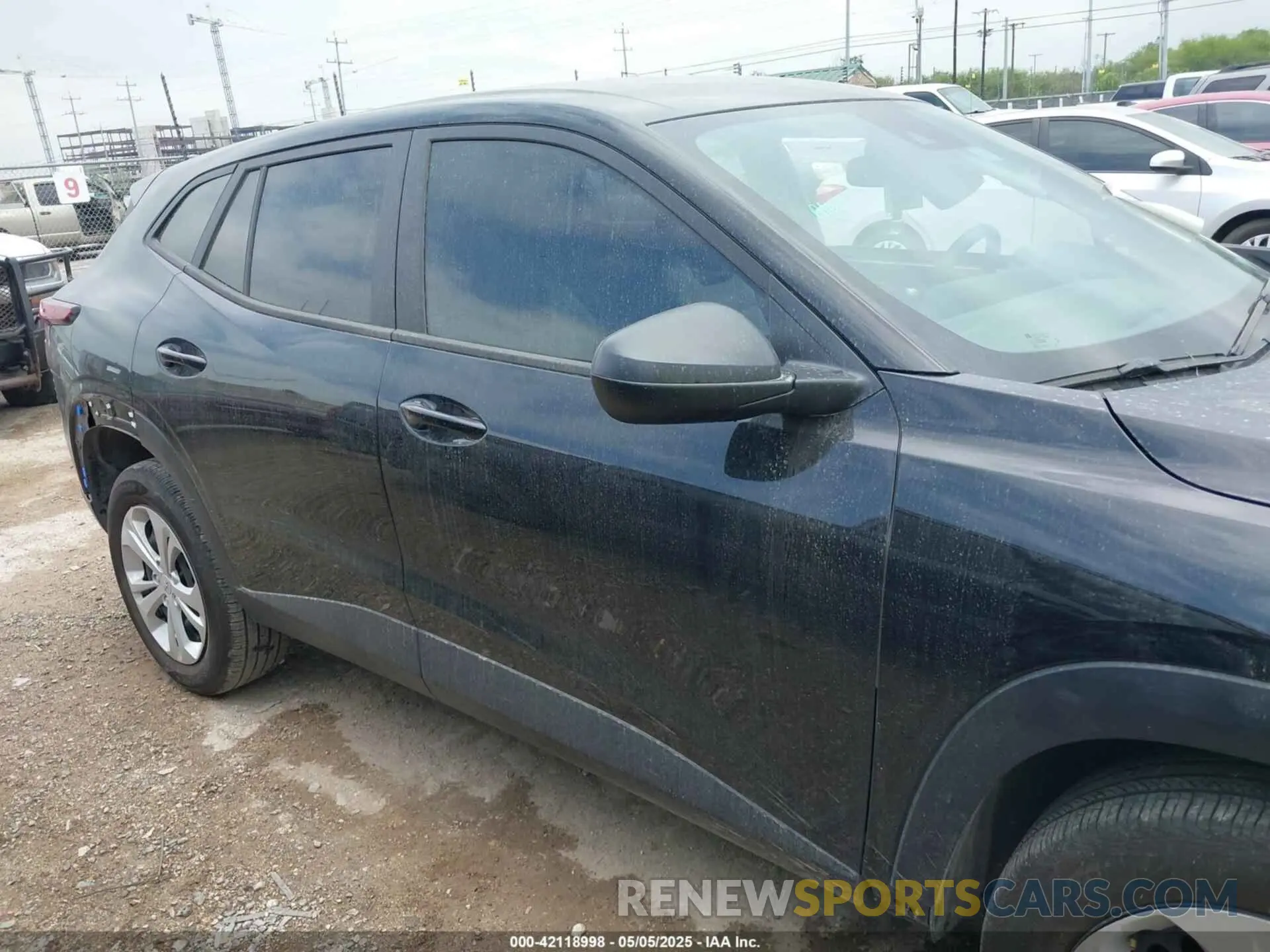 14 fotografías del automóvil dañado KL77LFE20RC110378 CHEVROLET TRAX 2024