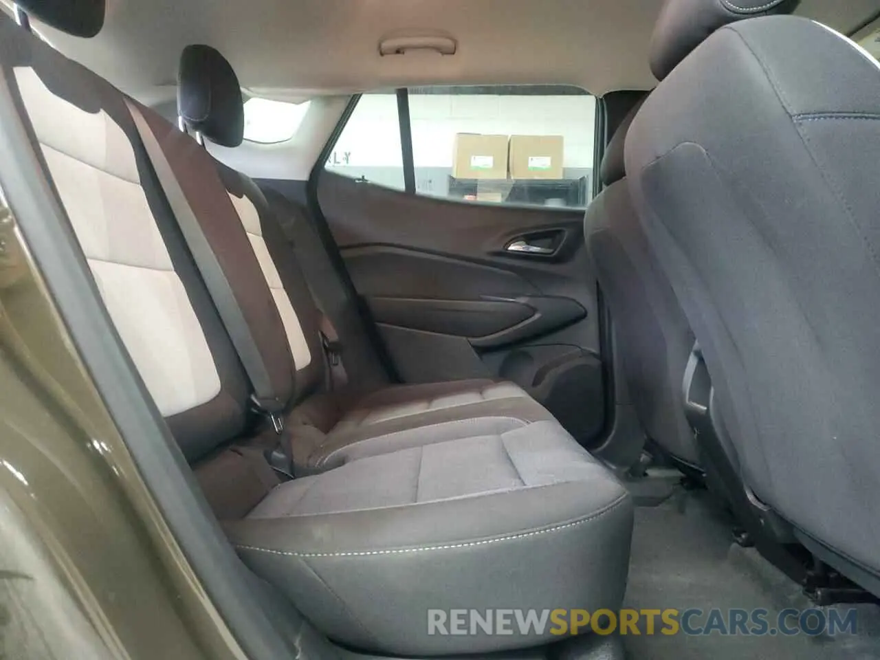10 fotografías del automóvil dañado KL77LFE20RC158656 CHEVROLET TRAX 2024