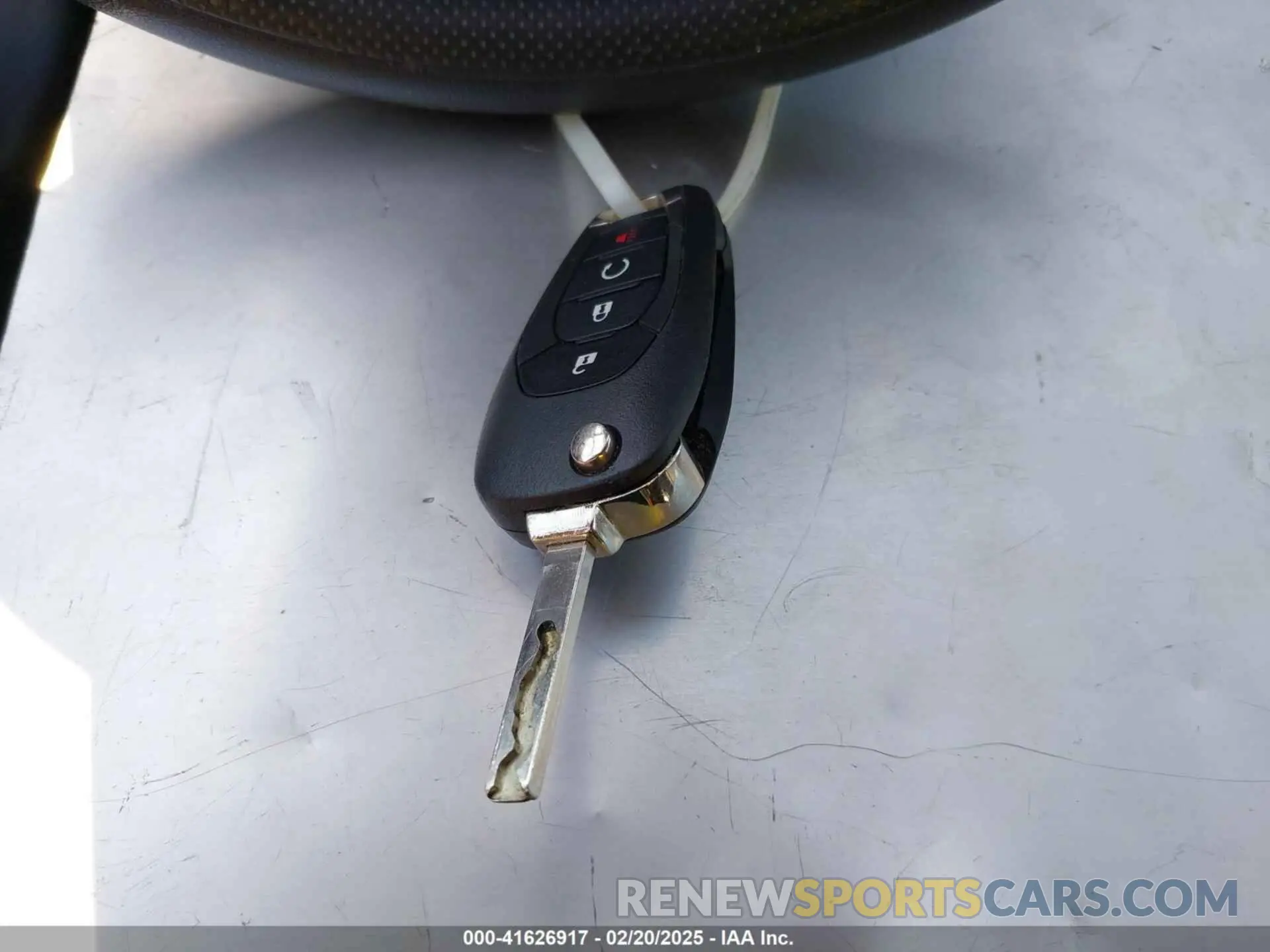 11 fotografías del automóvil dañado KL77LFE21RC054905 CHEVROLET TRAX 2024