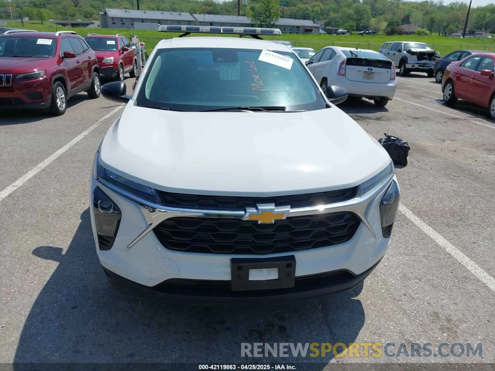 12 fotografías del automóvil dañado KL77LFE21RC140053 CHEVROLET TRAX 2024