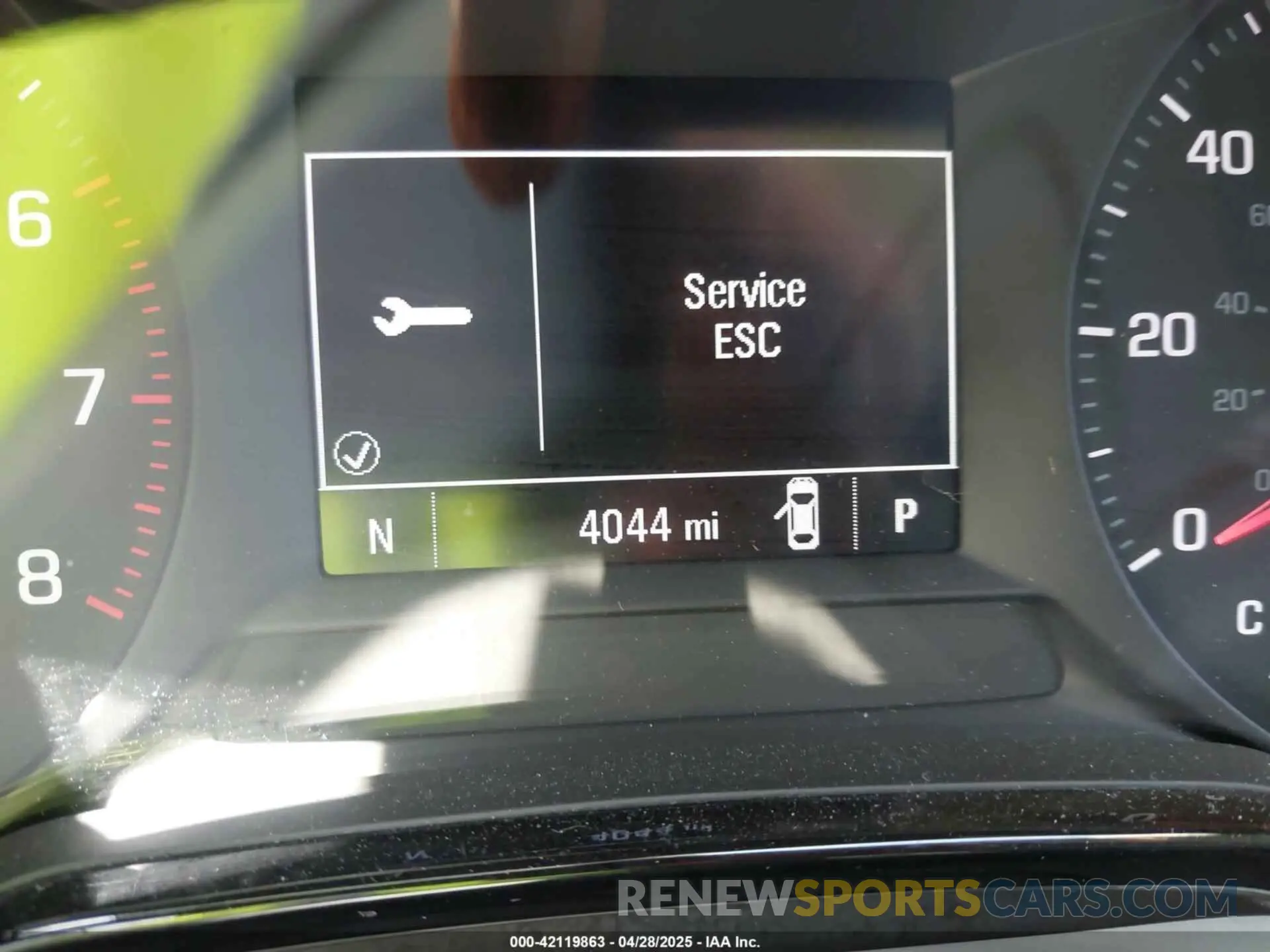 15 fotografías del automóvil dañado KL77LFE21RC140053 CHEVROLET TRAX 2024